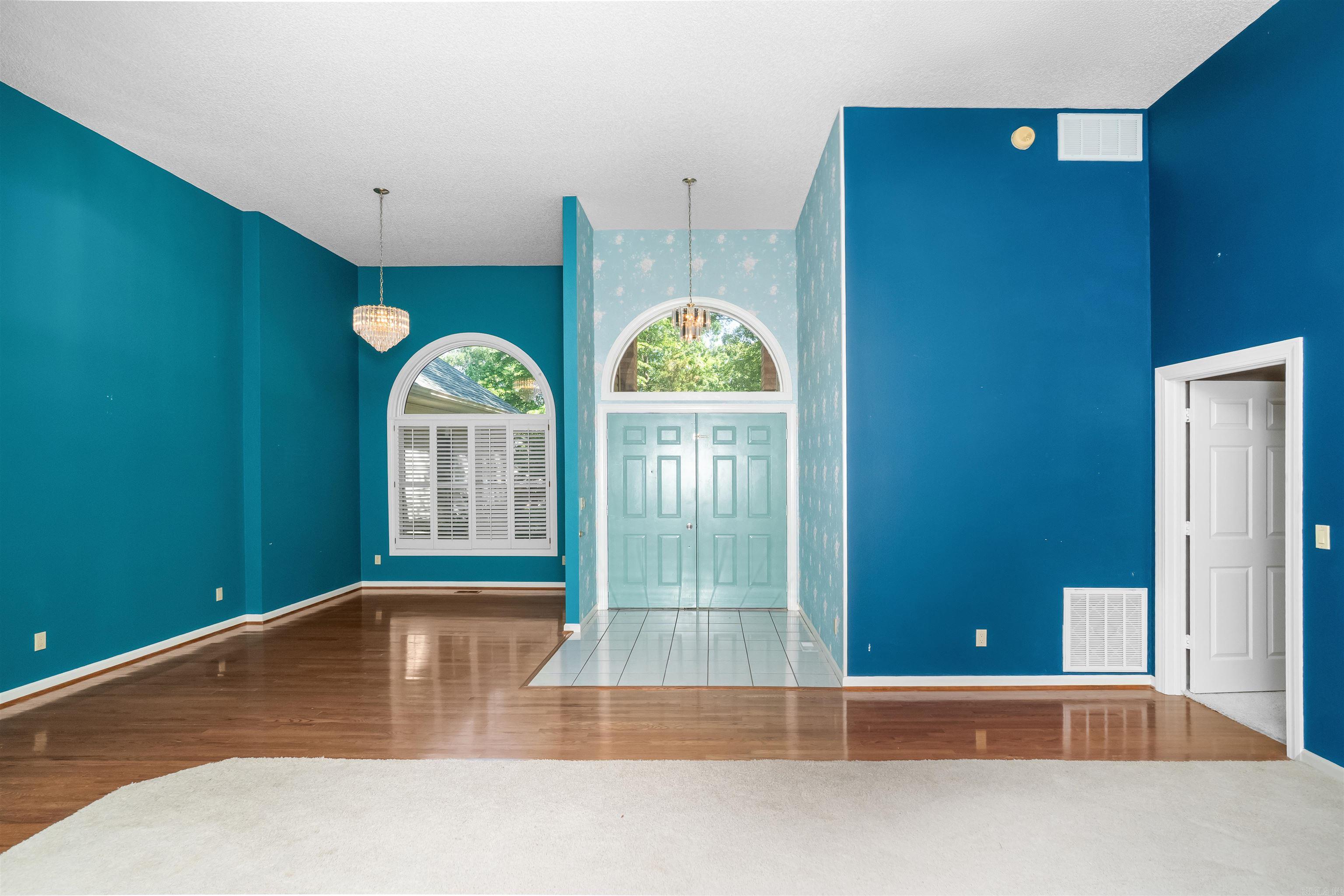 29  Barcelona  Hot Springs Village, AR