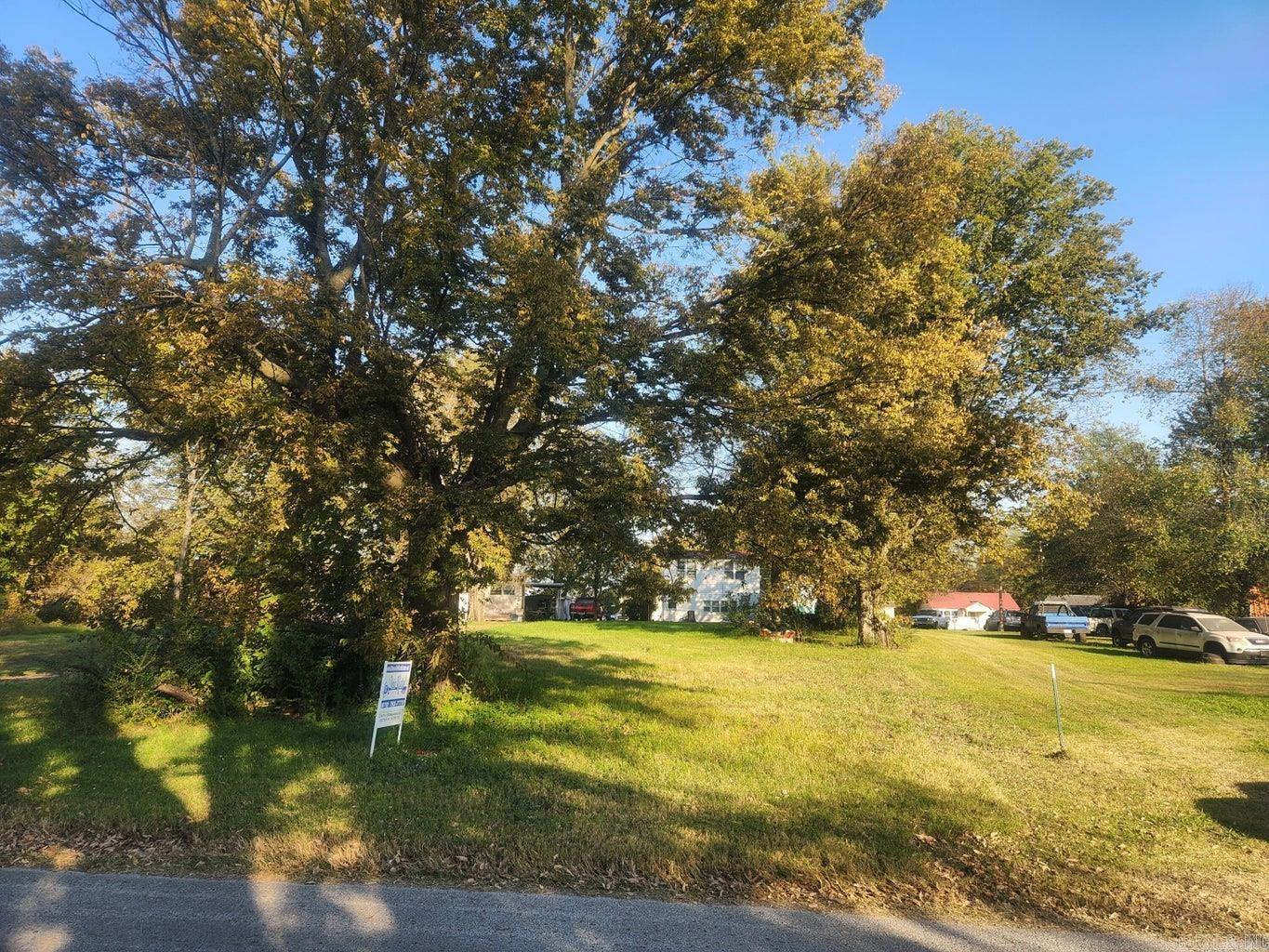 203  Alice  Newport, AR