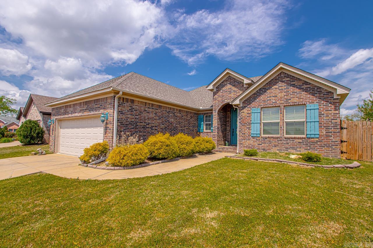 616 HIDEAWAY Circle