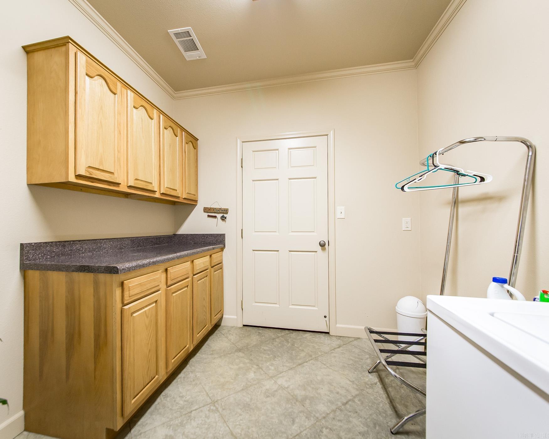 389  Tortoise Bay Rd.  Higden, AR