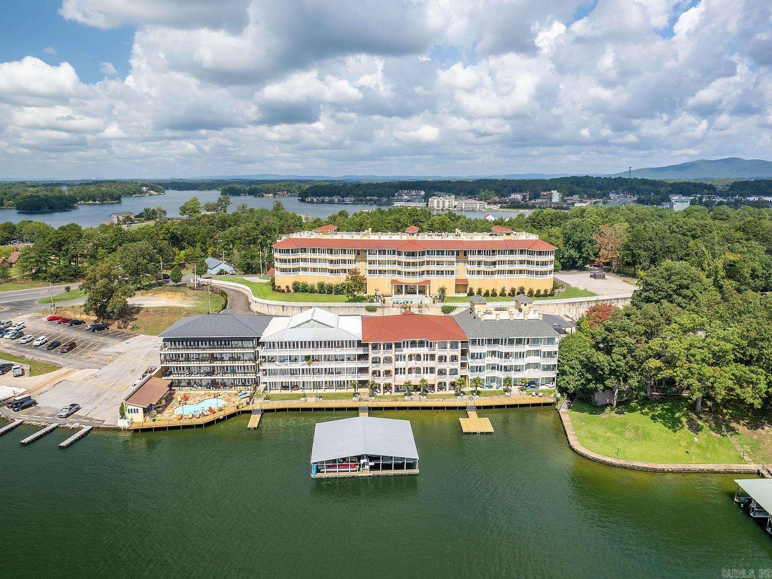 130 Grand Isle Dr Unit 2E  Hot Springs, AR