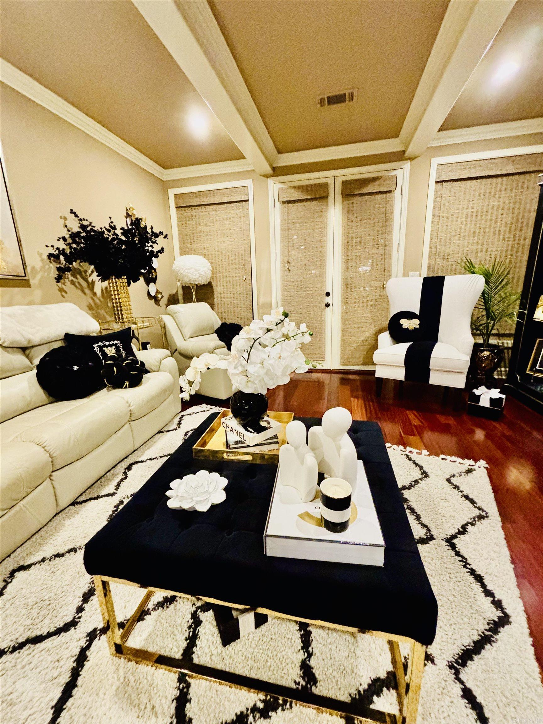 130  Grand Isle Dr Unit 2E  Hot Springs, AR
