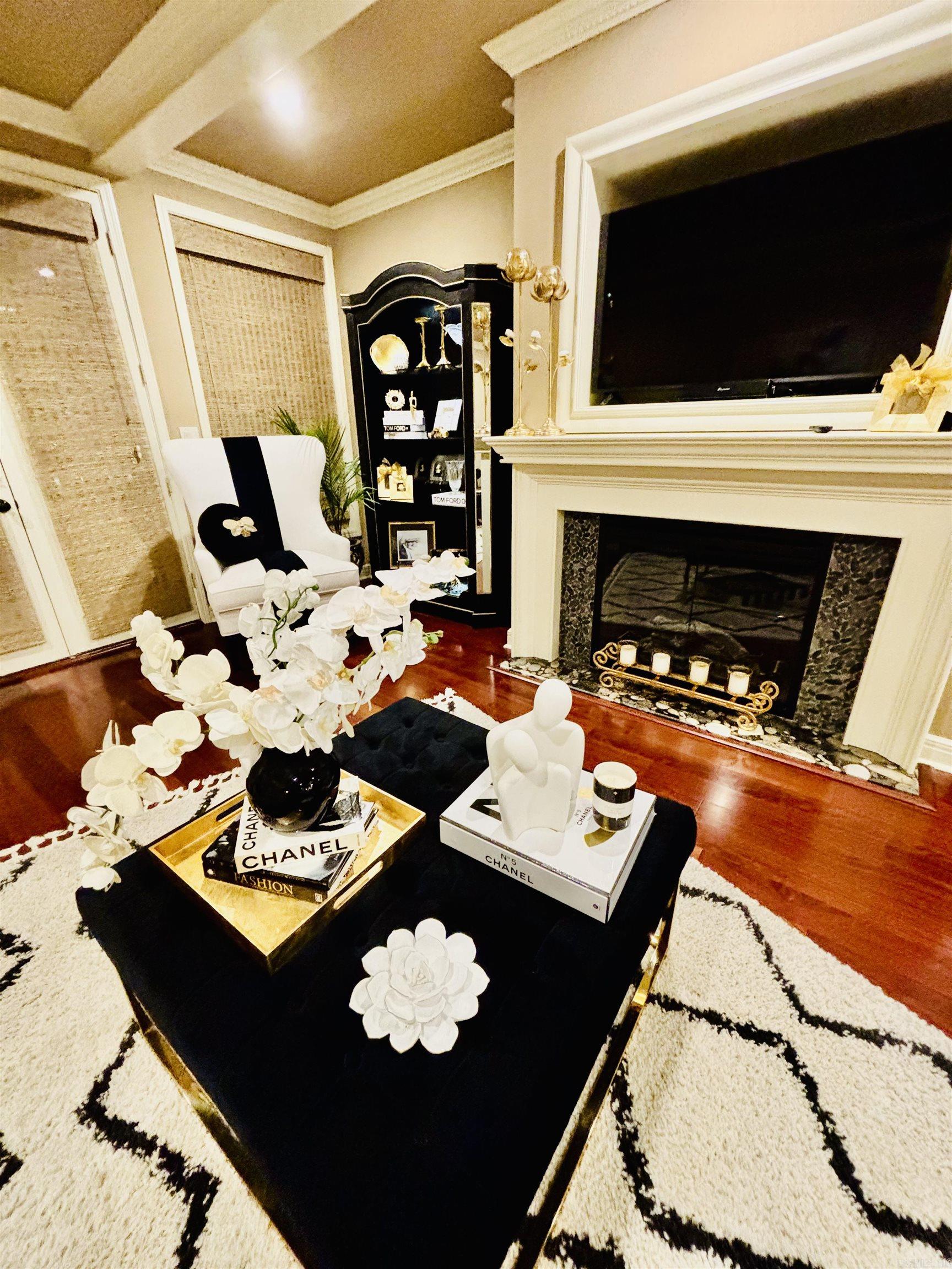 130  Grand Isle Dr Unit 2E  Hot Springs, AR