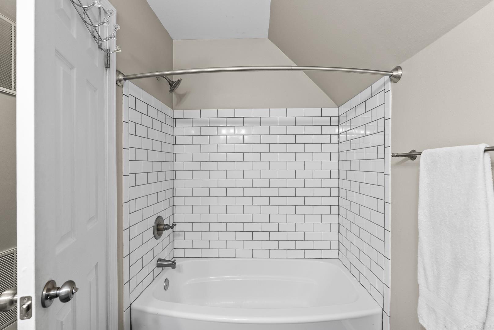 1520  MOUNTAIN SPRINGS  Cabot, AR
