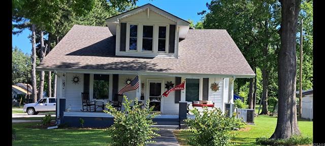 620 W 3rd St  Rector, AR