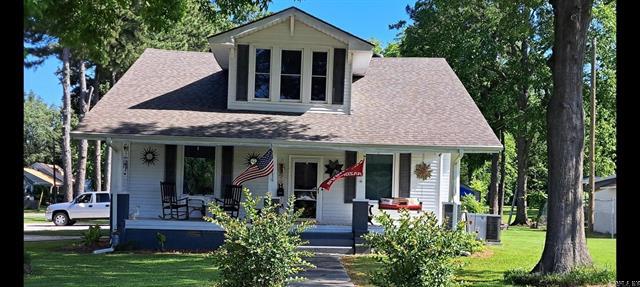 620 W 3rd St  Rector, AR