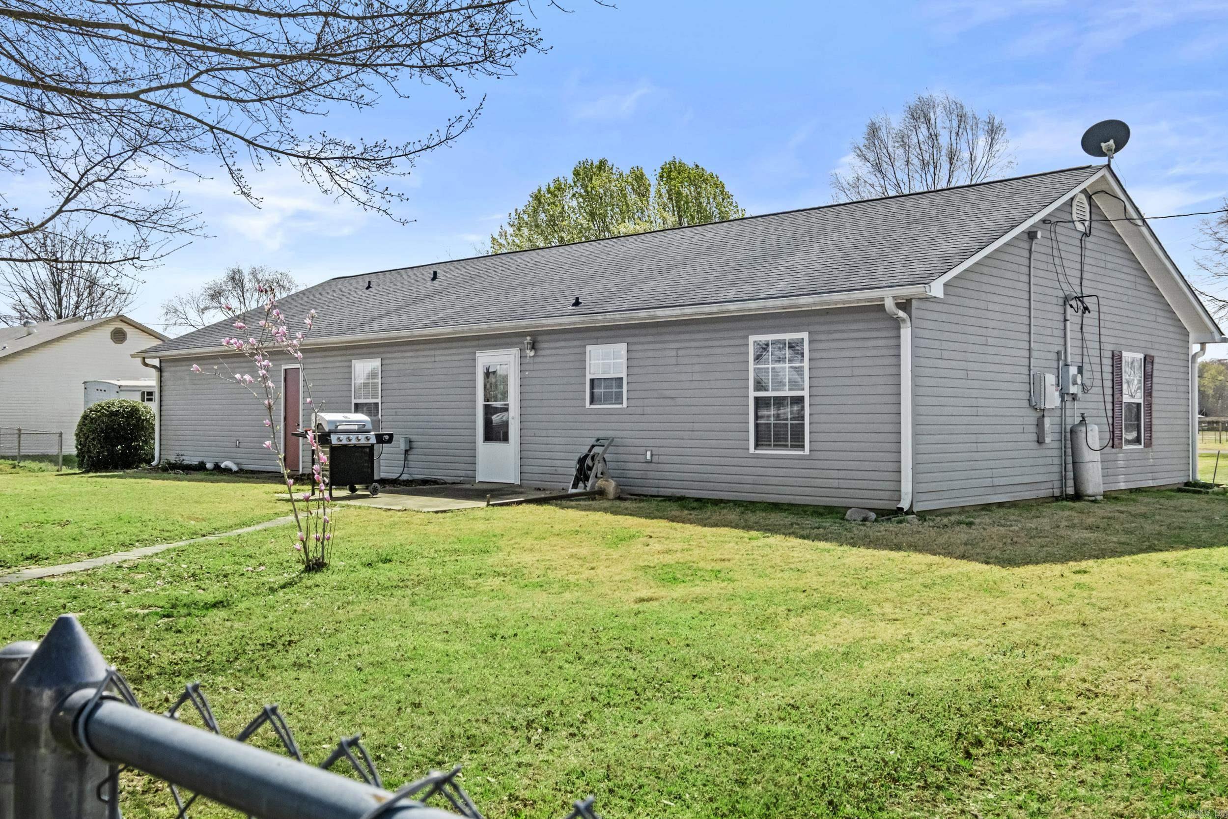 74  Kathy Ln  Scott, AR