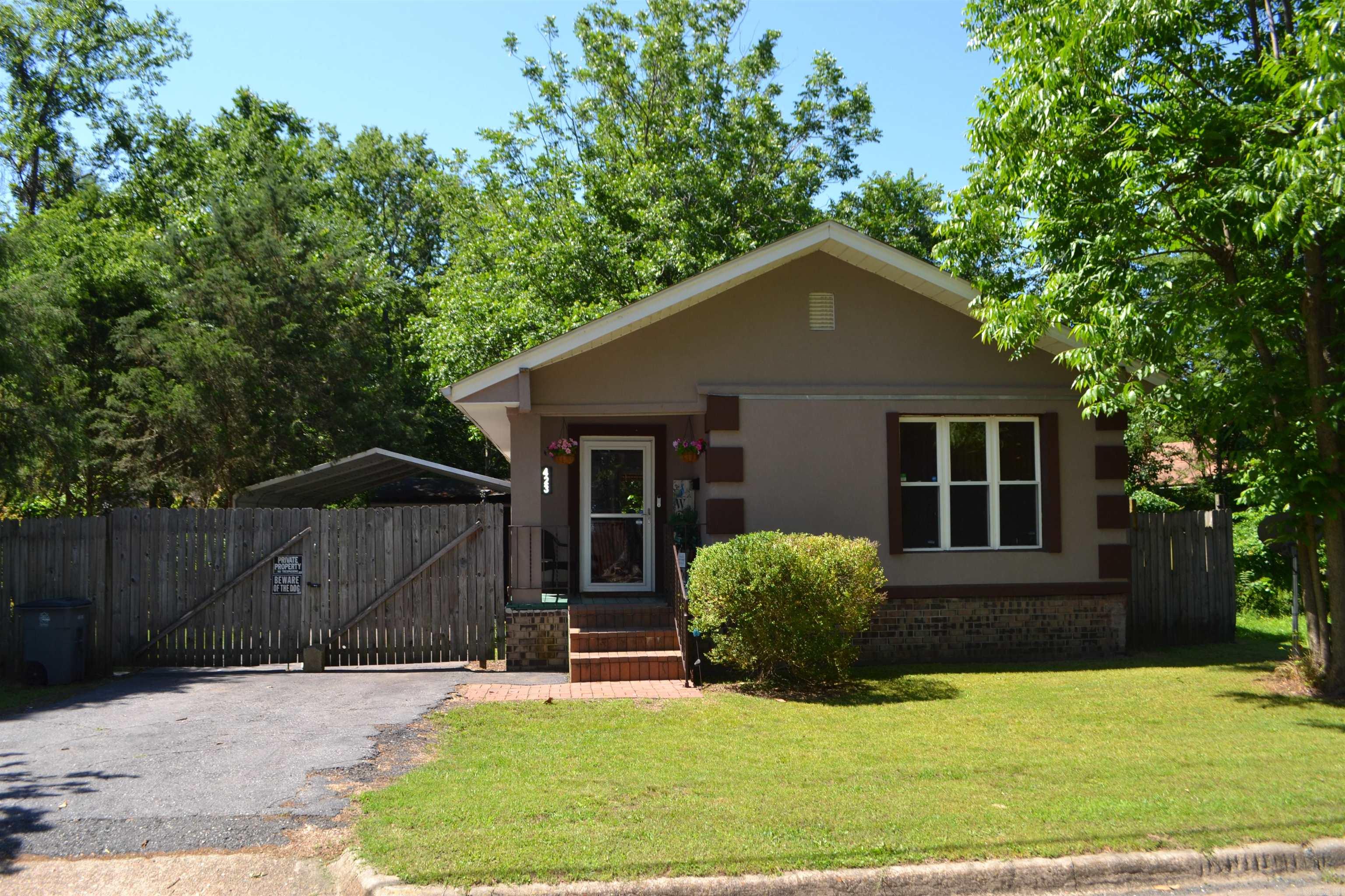 423 W St Louis  Hot Springs, AR