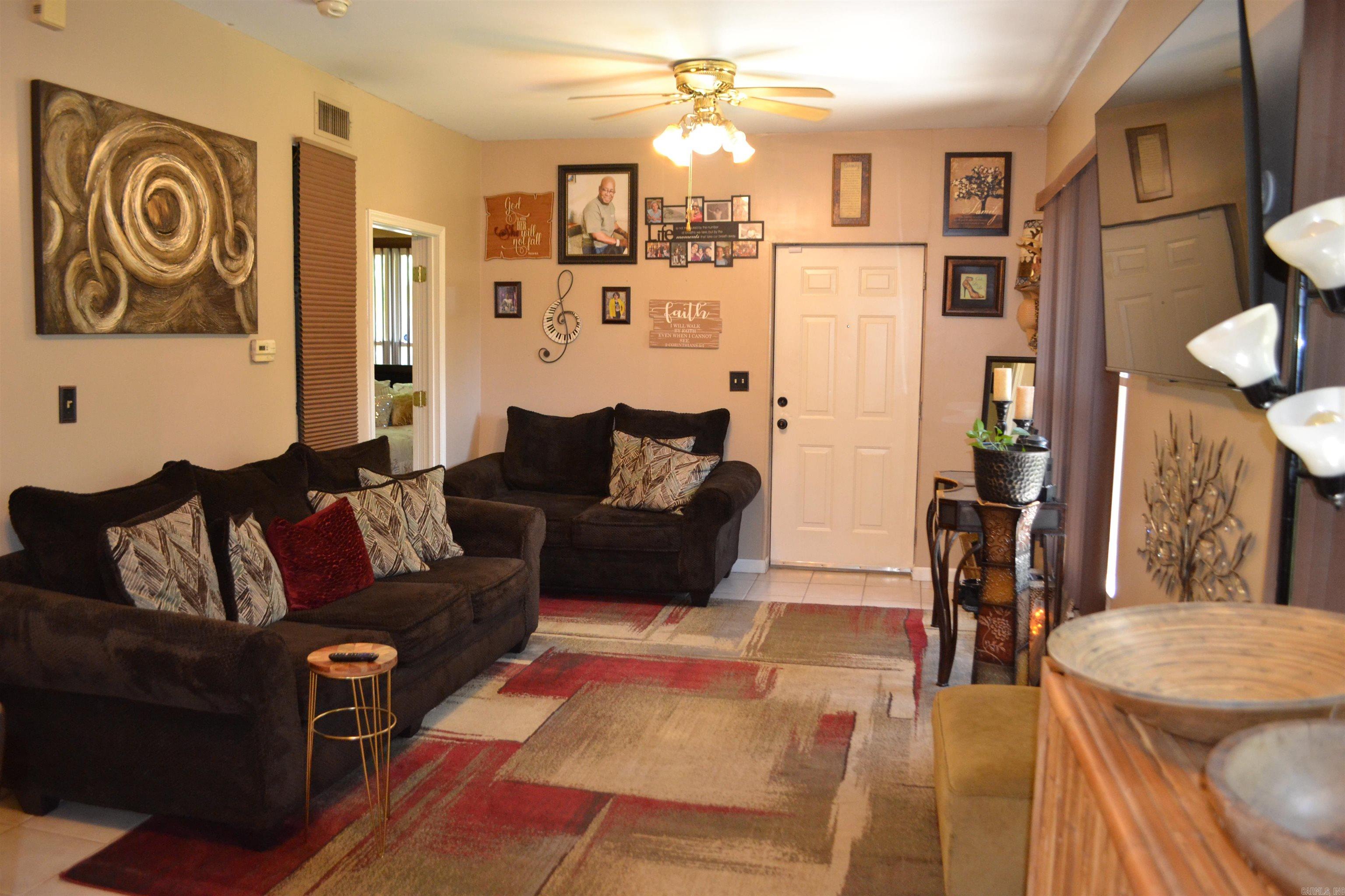 423 W St Louis  Hot Springs, AR