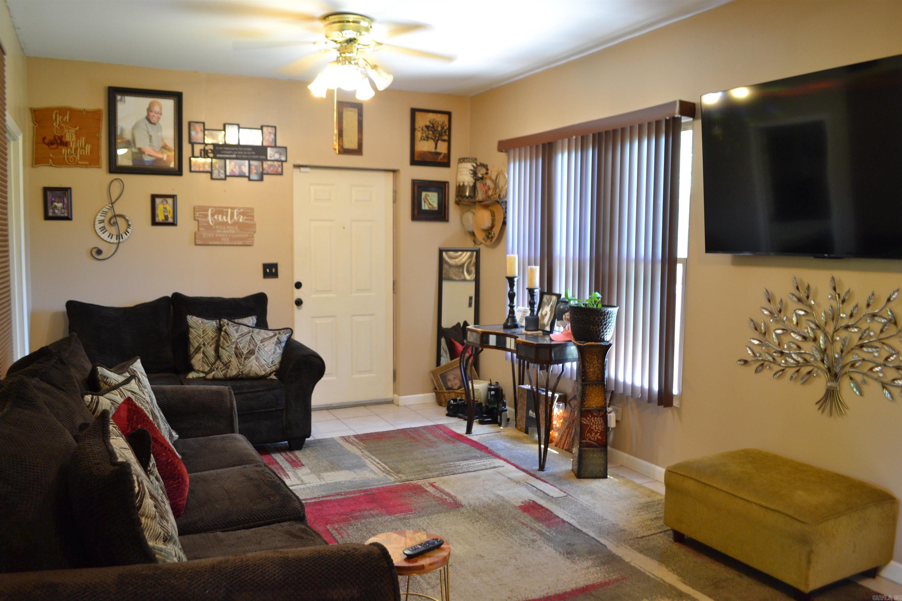 423 W St Louis  Hot Springs, AR