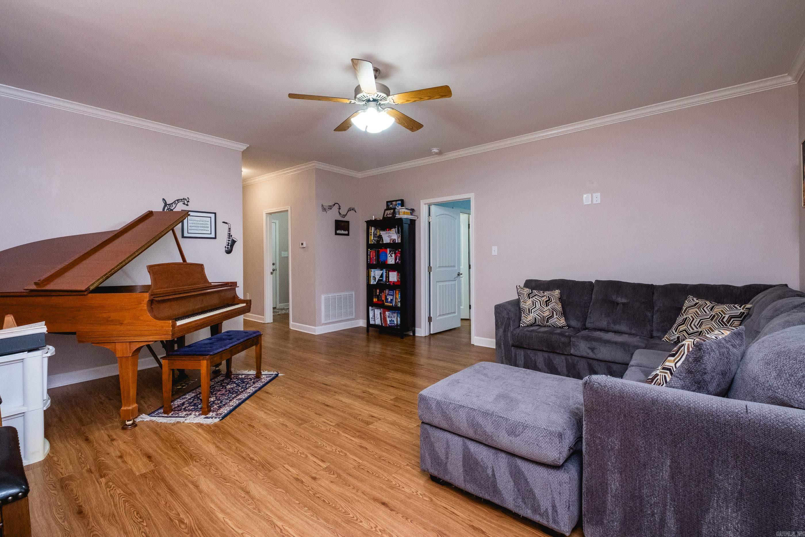 2110  Nichols  Little Rock, AR