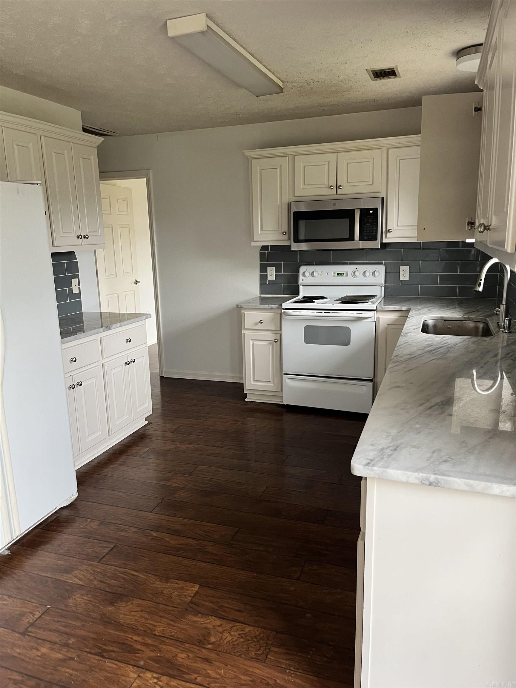 2350  Orchid  Conway, AR
