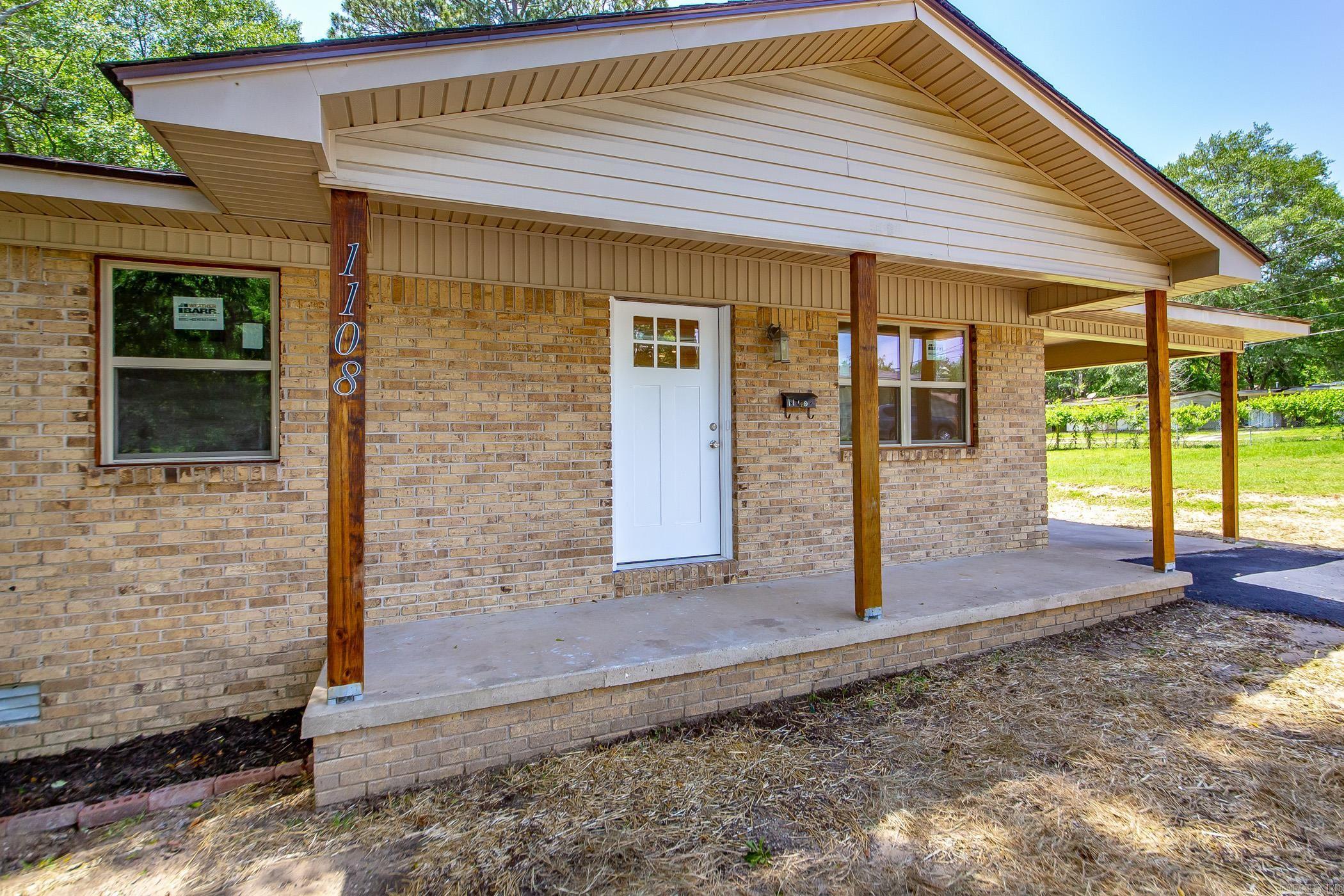 1108  Mclean  Malvern, AR
