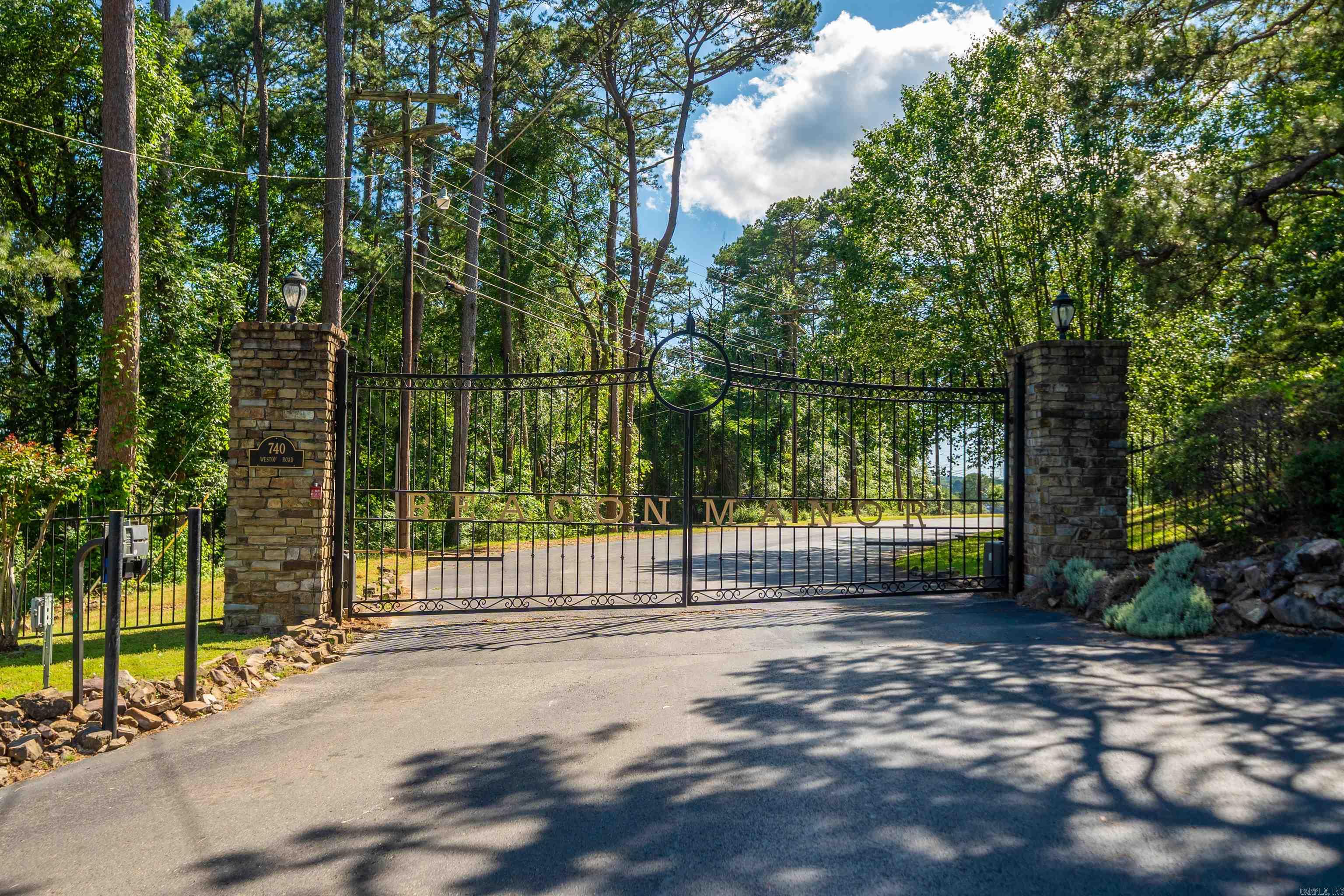740  Weston  Hot Springs, AR