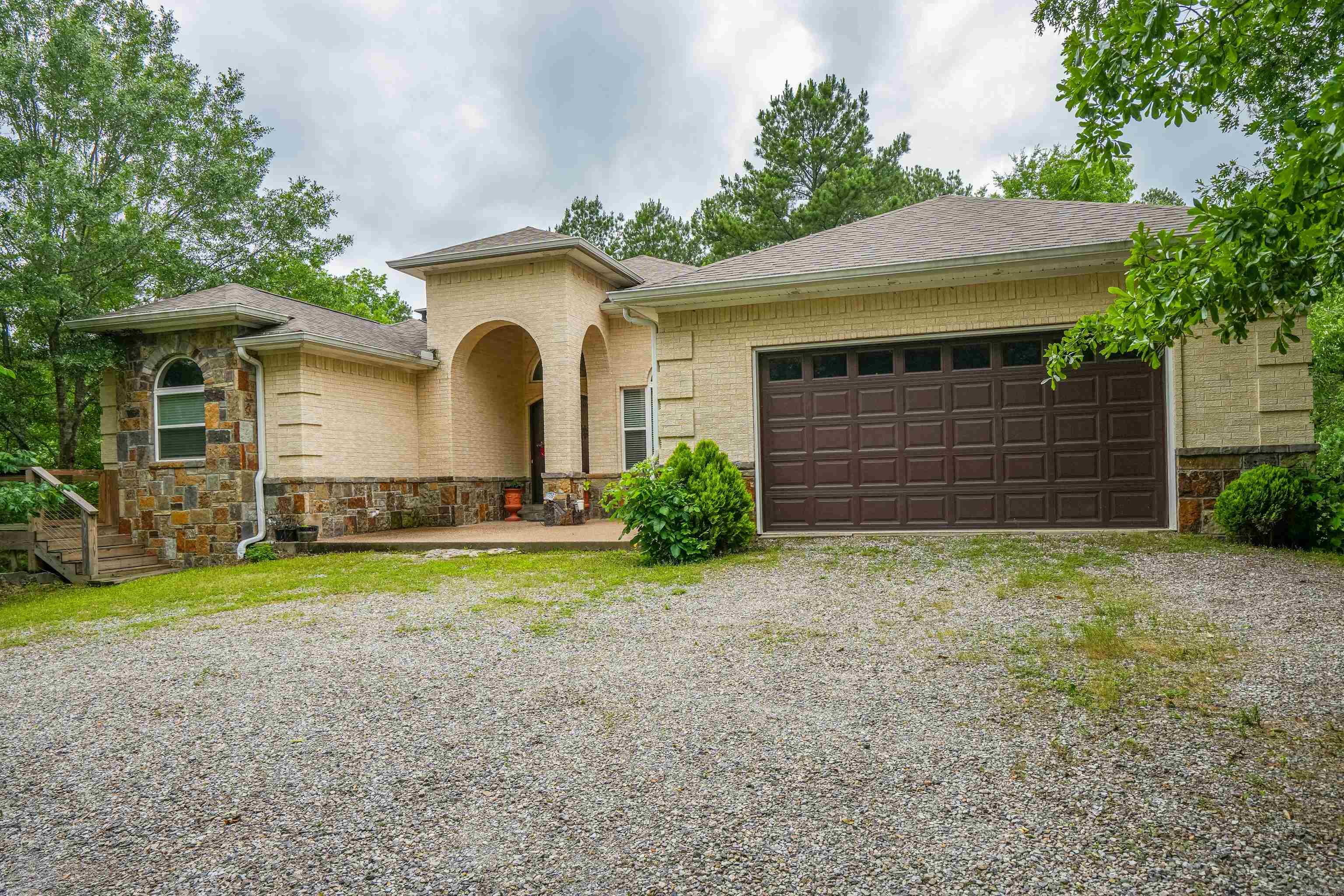 480  Shoat Trl  Hot Springs, AR
