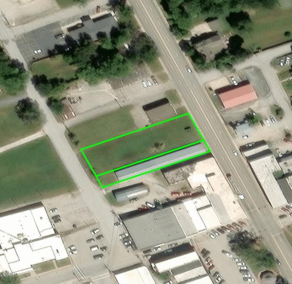 122 N Main  Berryville, AR