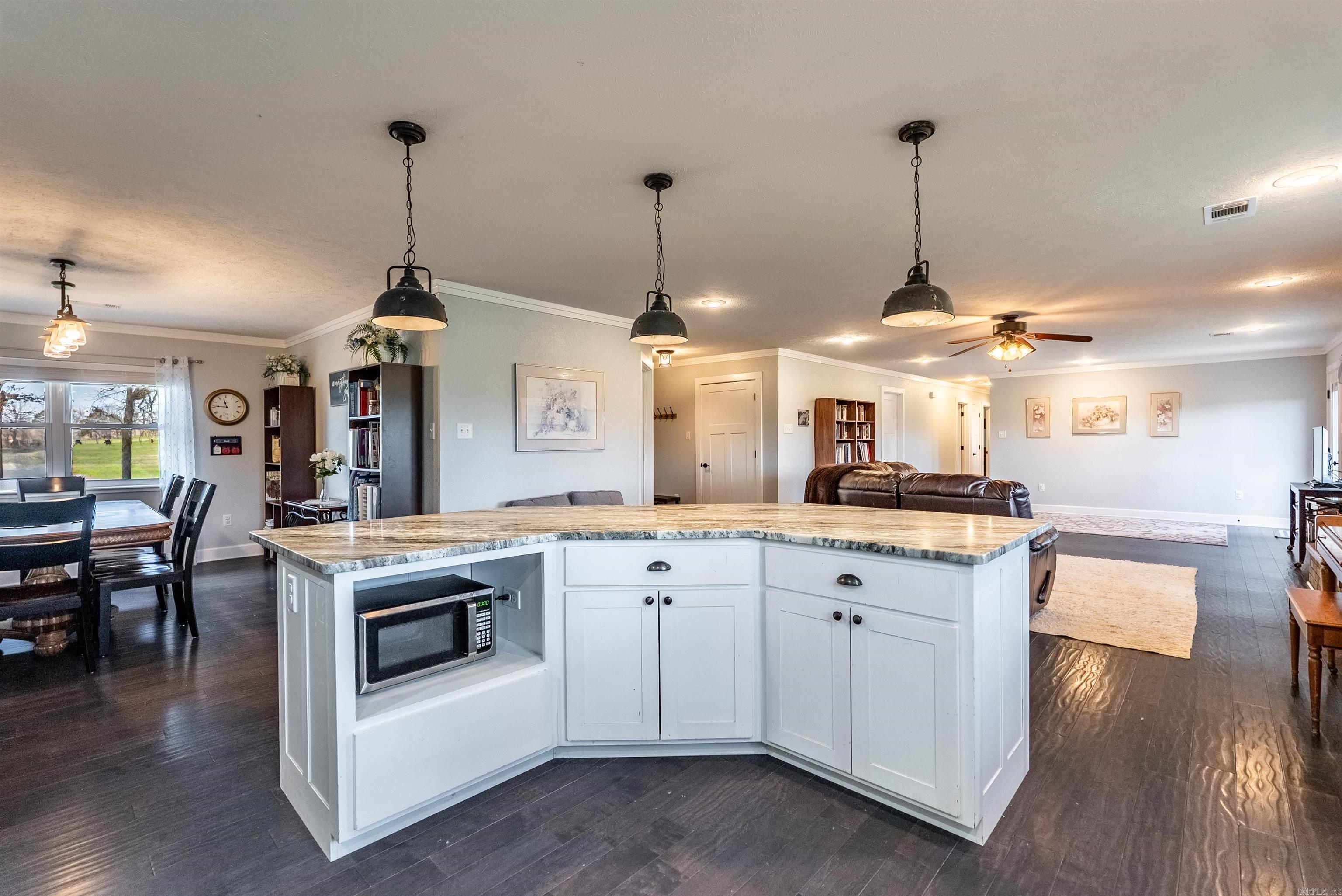 16  Rabbit Run  Conway, AR