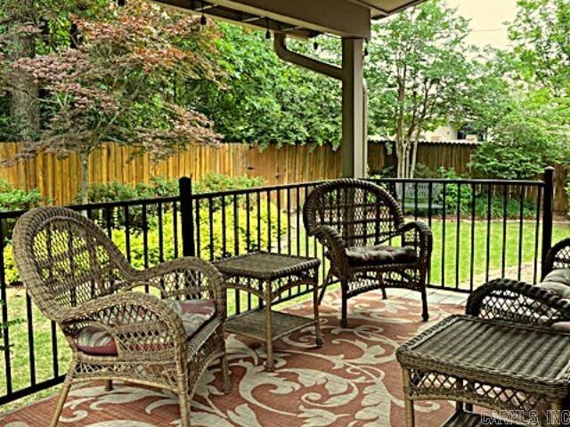2111  Hinson  Little Rock, AR