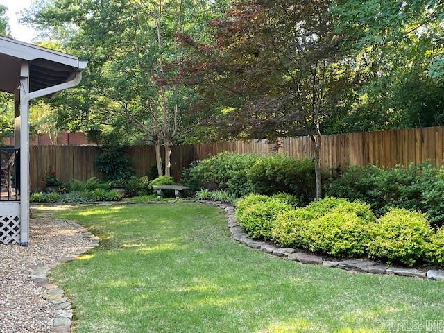 2111  Hinson  Little Rock, AR