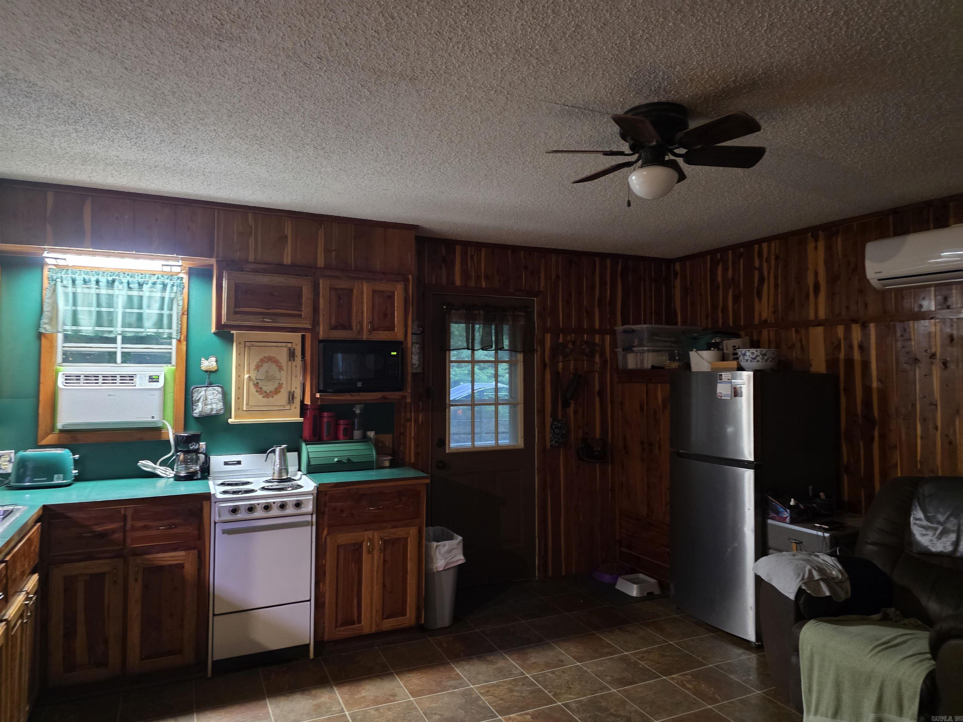 249  Mud Cat  Heber Springs, AR