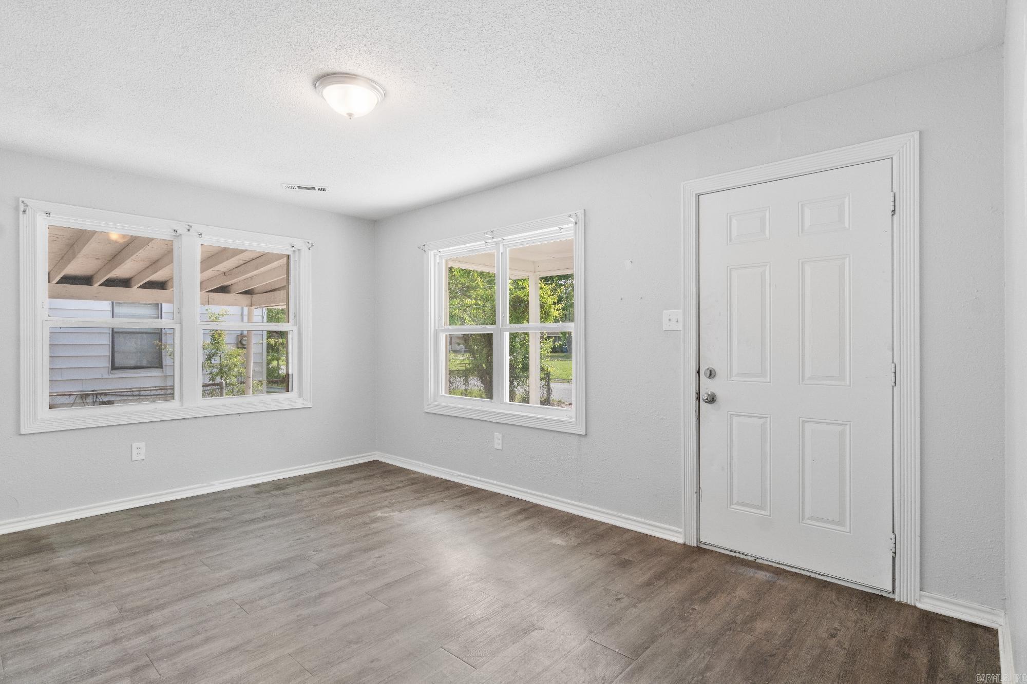 713  Hyacinth Street  North Little Rock, AR