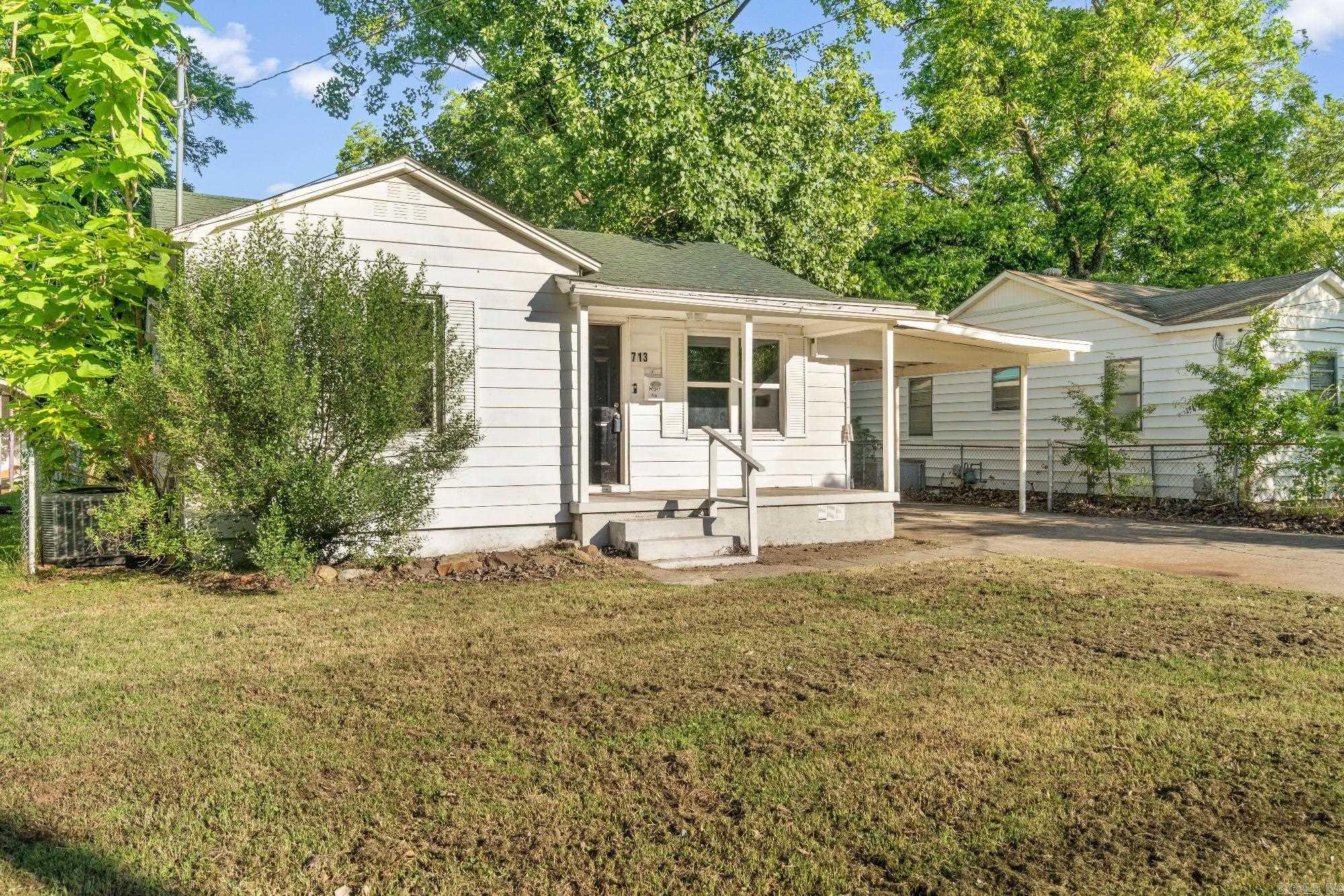 713  Hyacinth Street  North Little Rock, AR