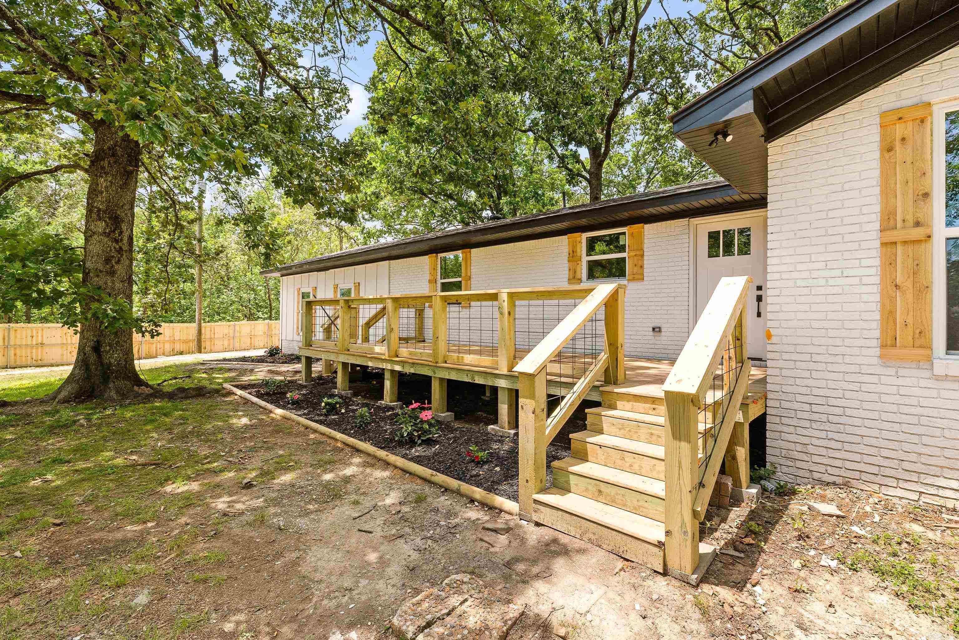 912  Bumpus Road  Alexander, AR