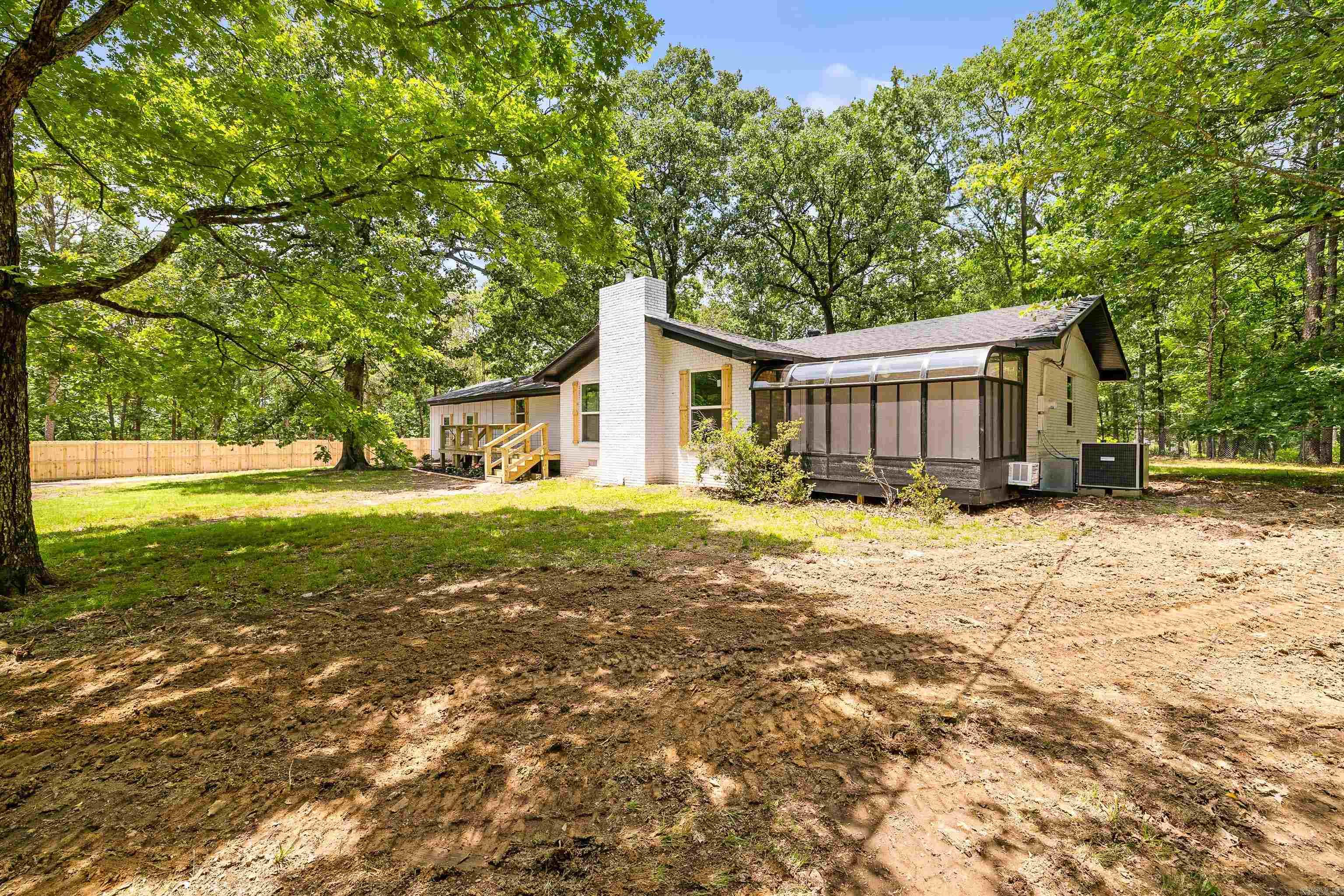 912  Bumpus Road  Alexander, AR