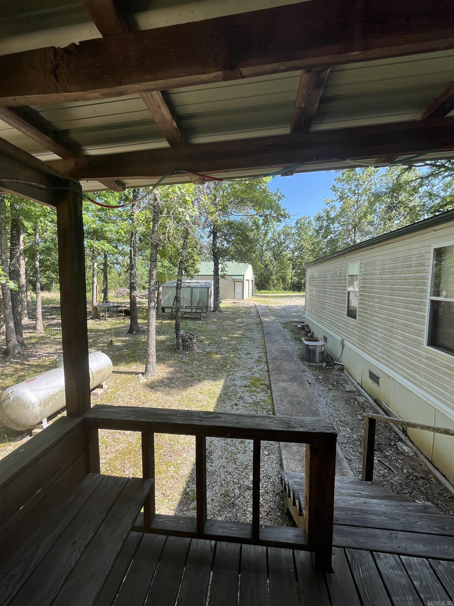 19  Hand Cove Rd.  Elizabeth, AR