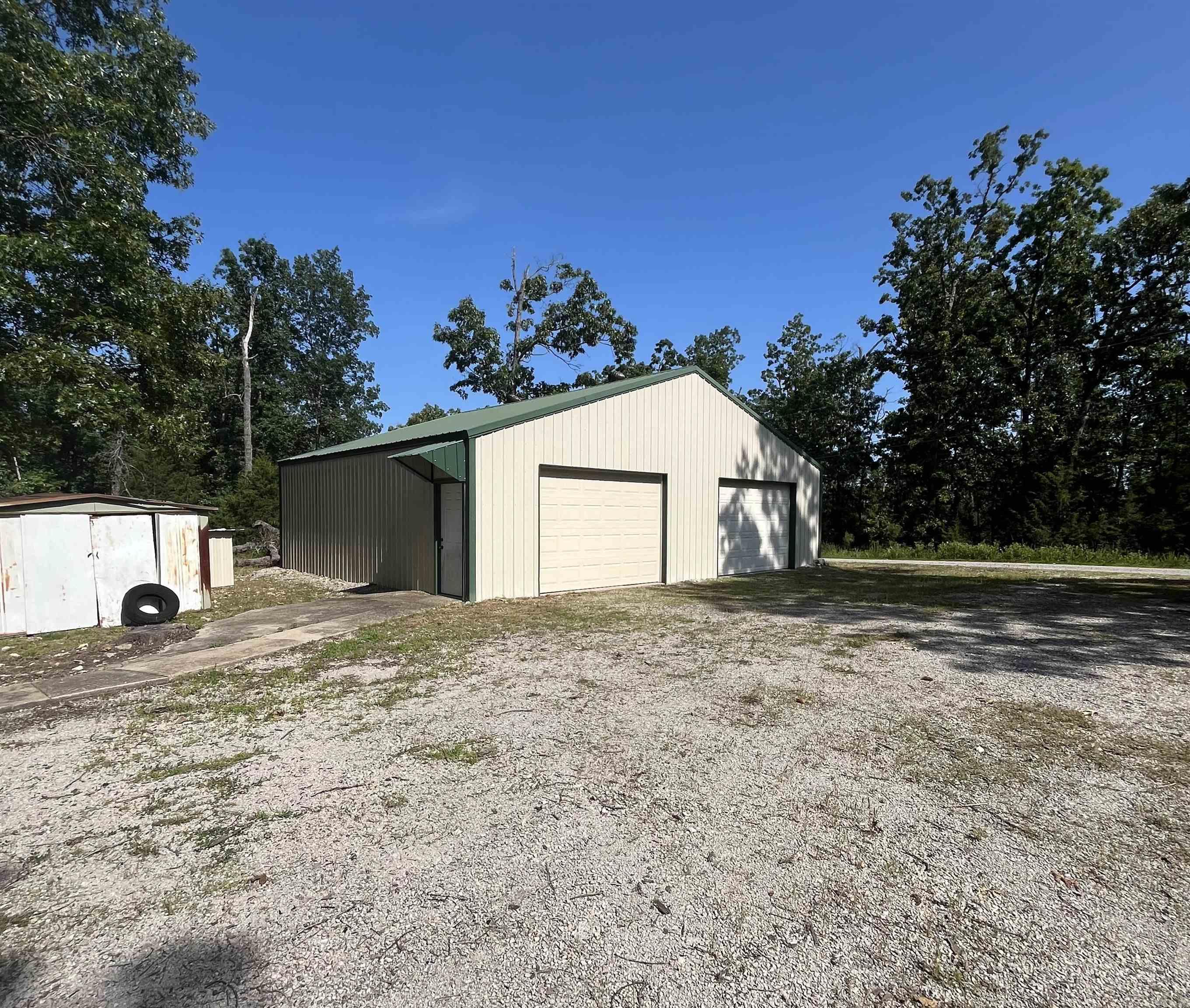 19  Hand Cove Rd.  Elizabeth, AR