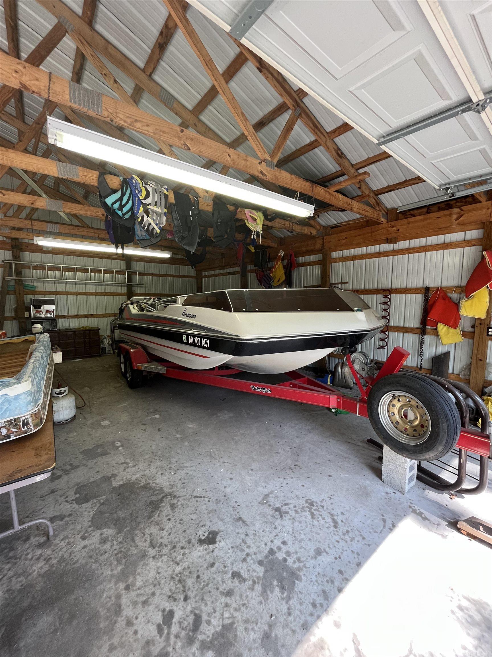 19  Hand Cove Rd.  Elizabeth, AR