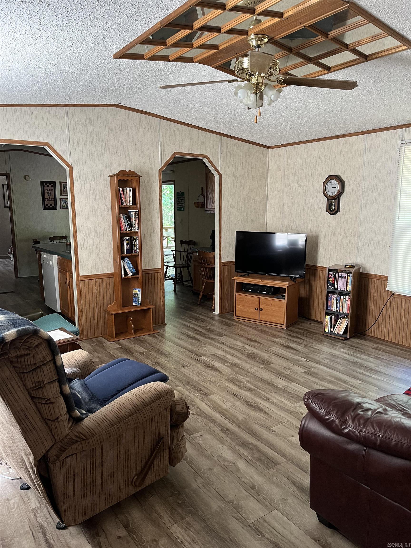 19  Hand Cove Rd.  Elizabeth, AR