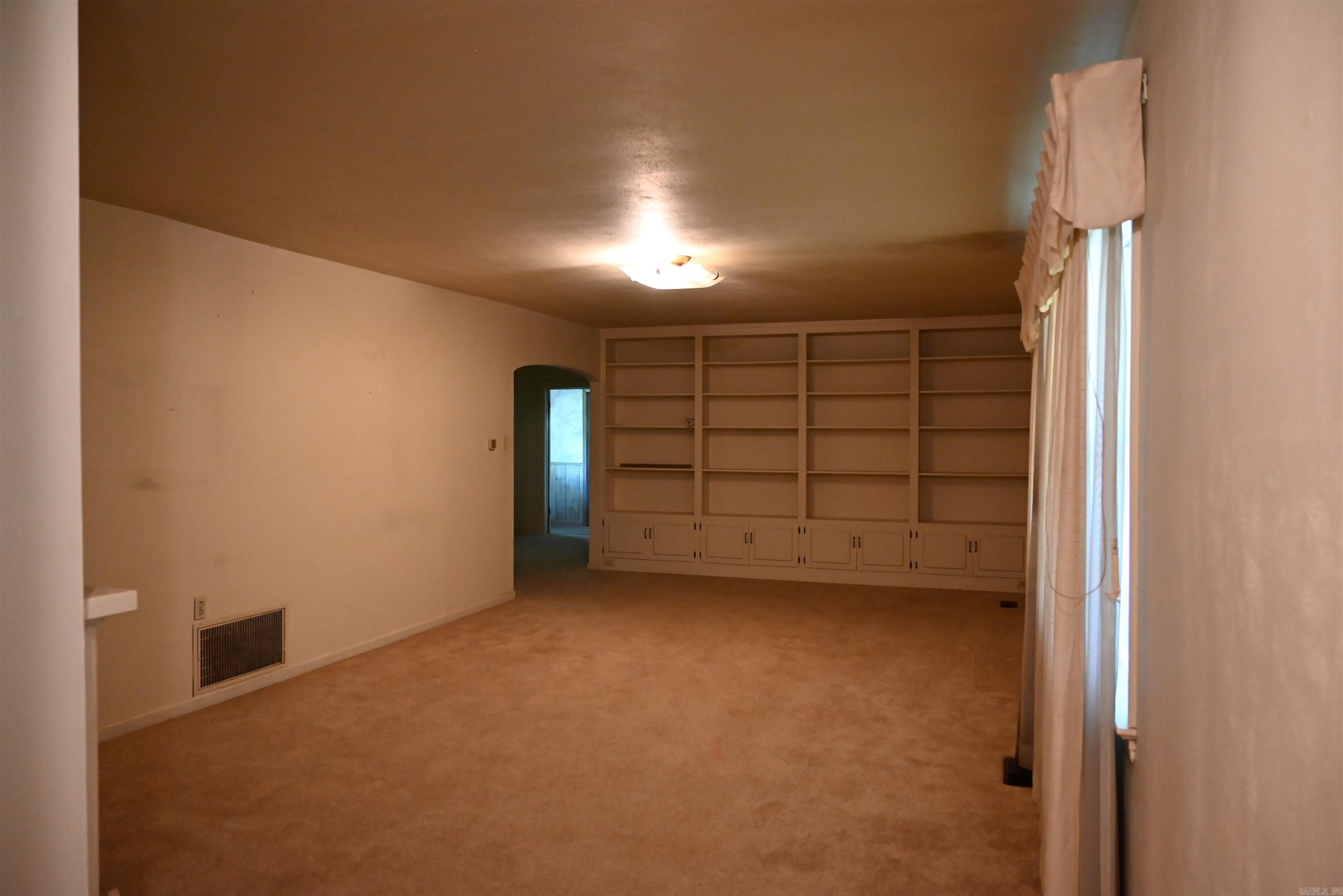 303  Campus  Marshall, AR