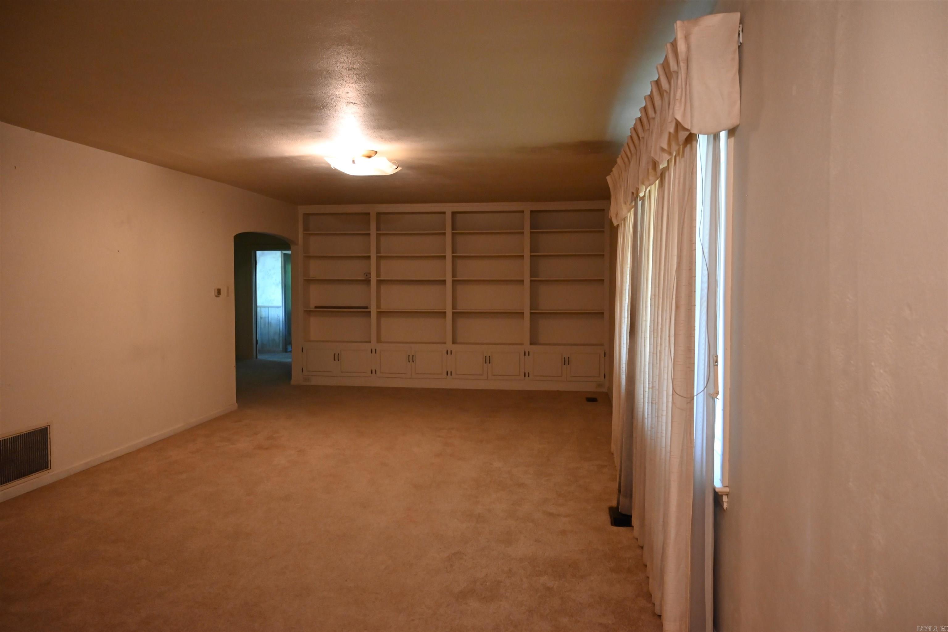 303  Campus  Marshall, AR