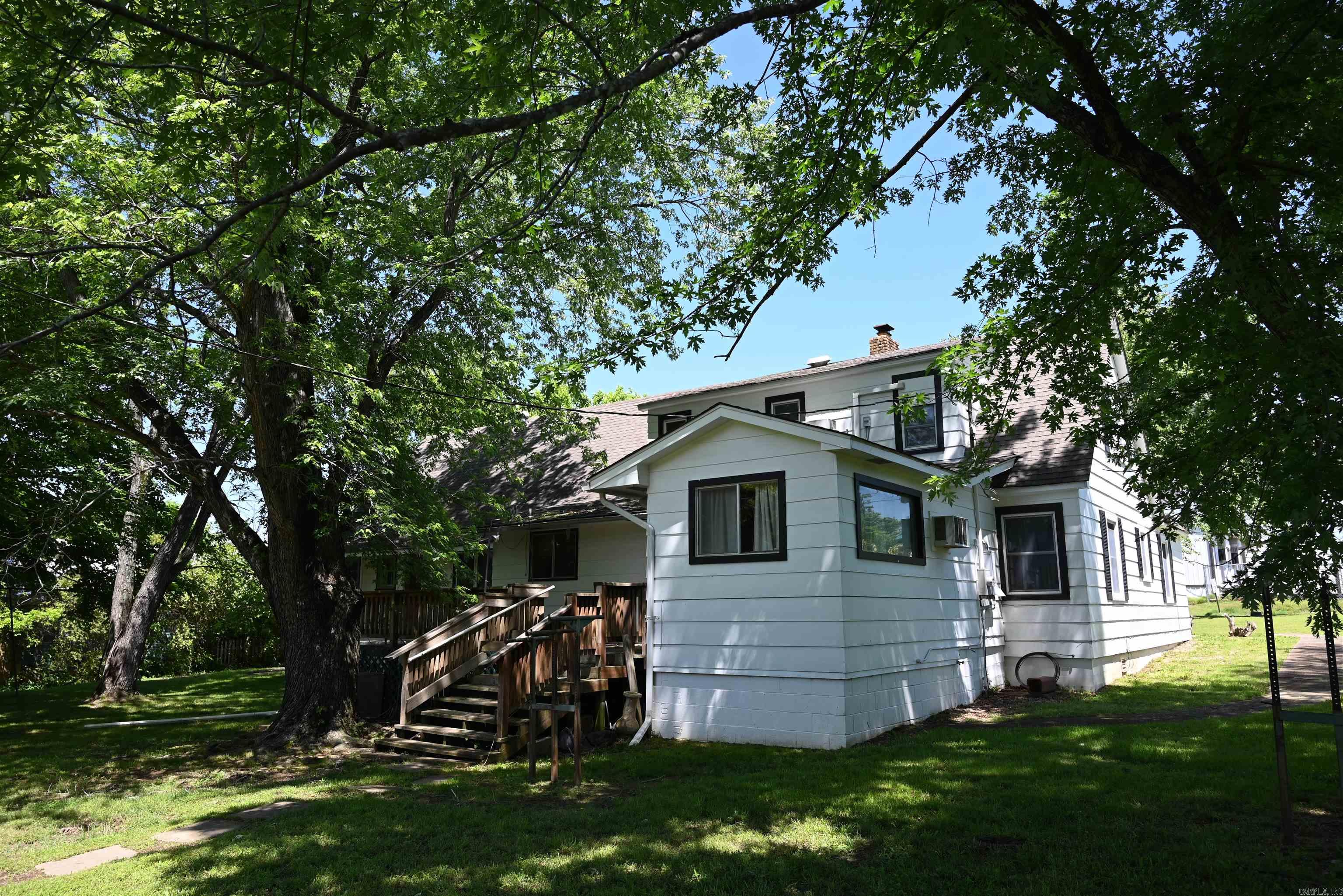 303  Campus  Marshall, AR