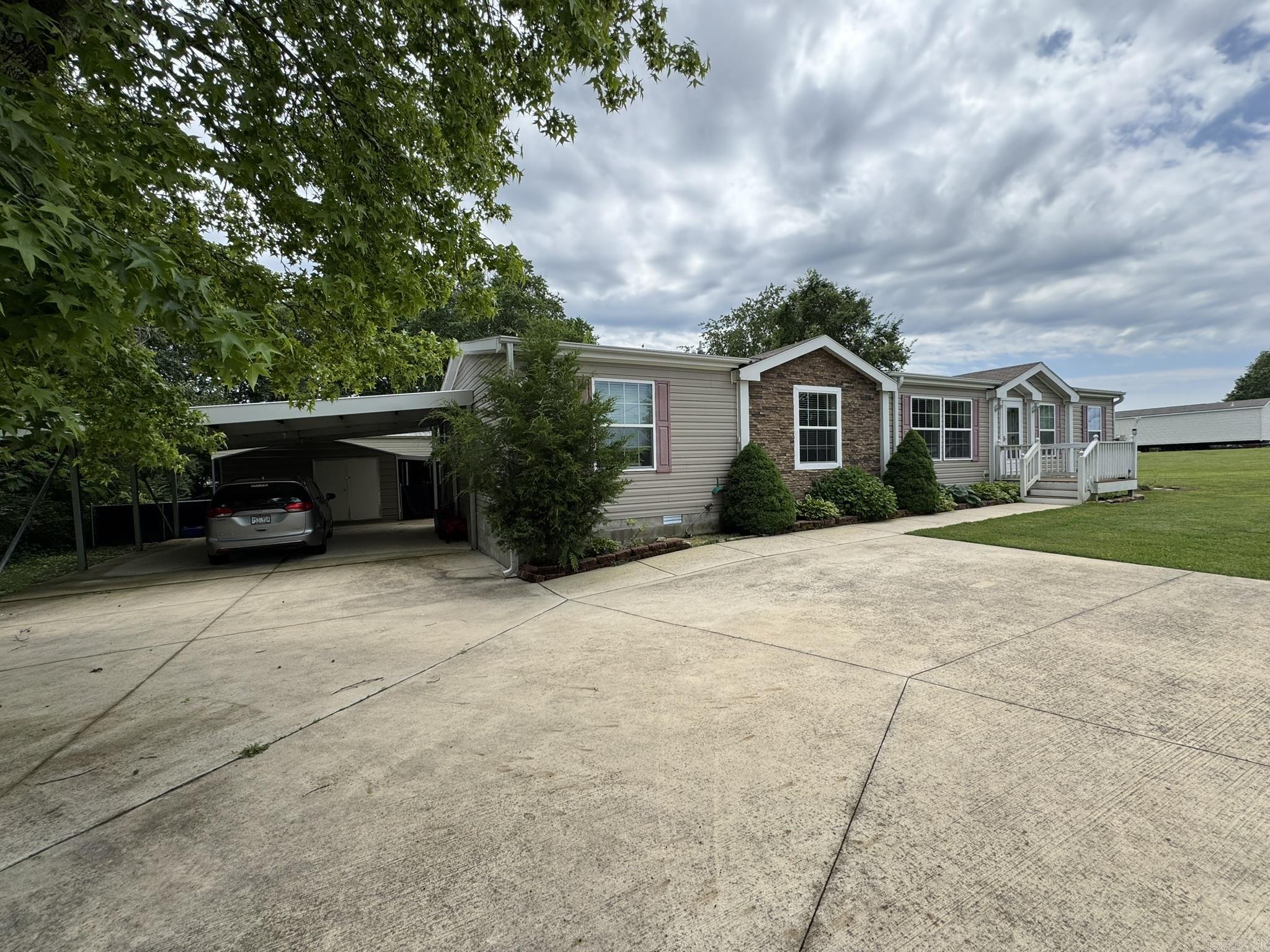 684 Cotter Road