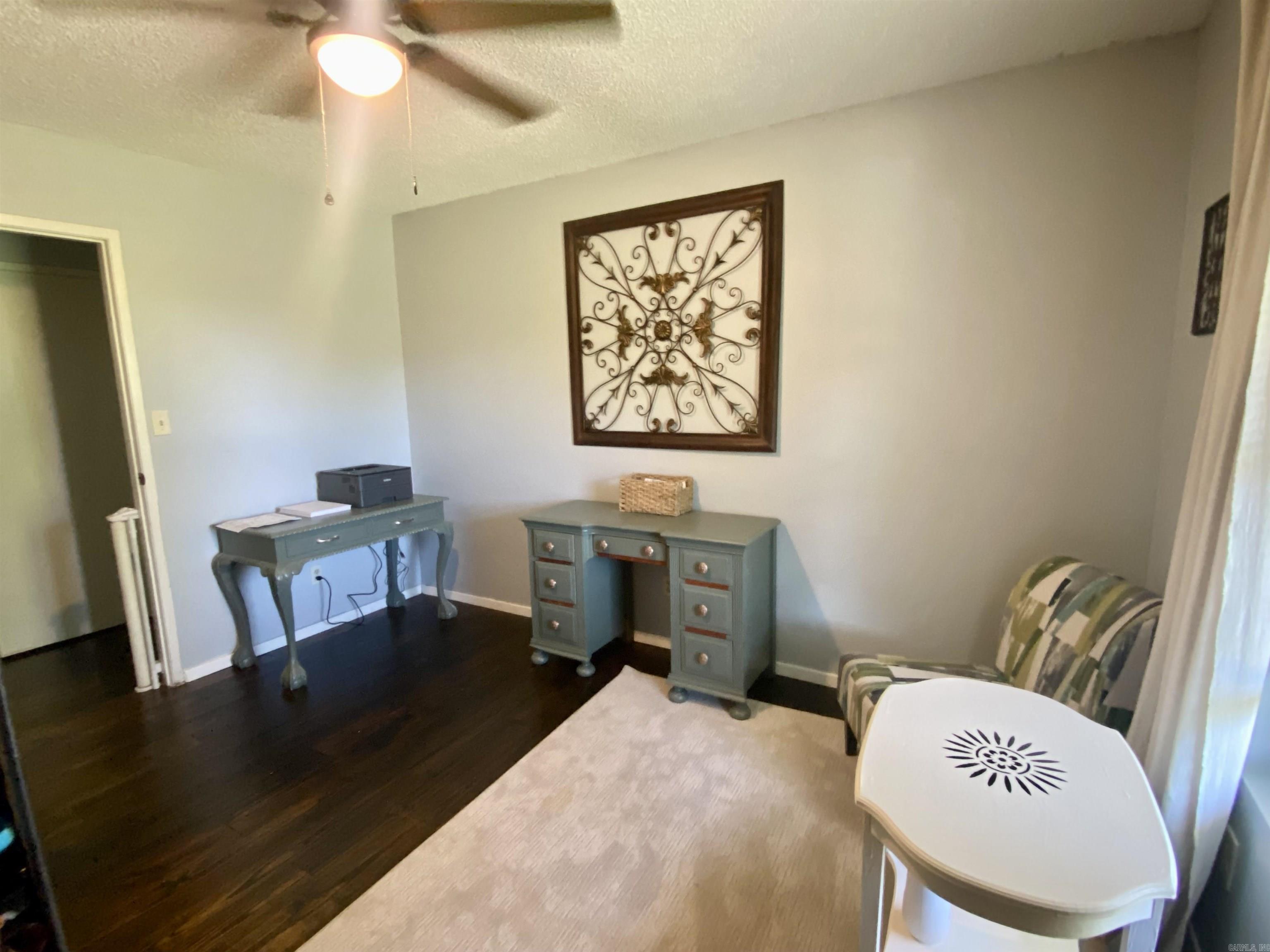 16  Mockingbird  Story, AR