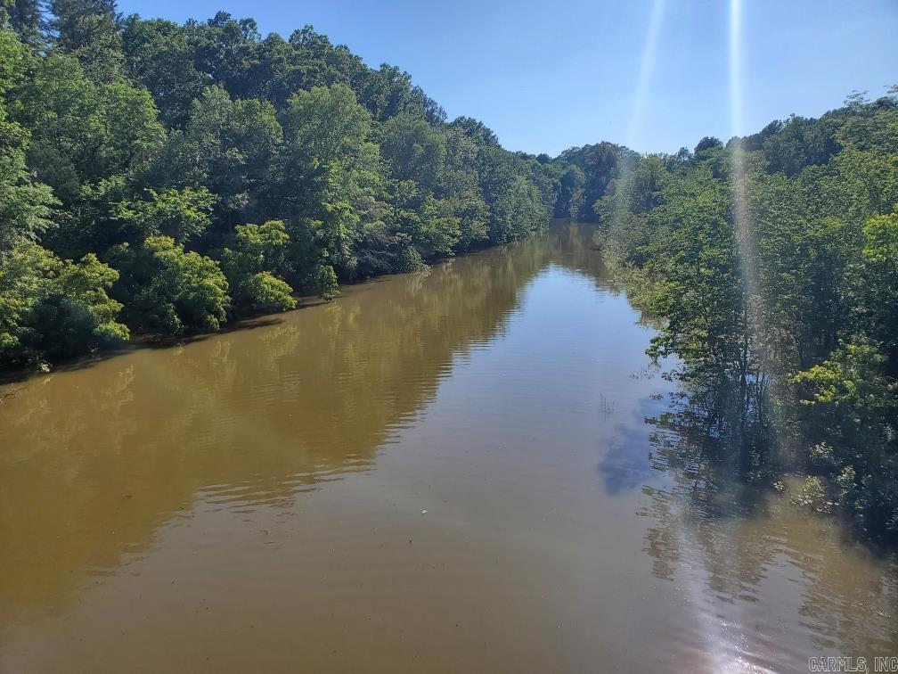 16  Mockingbird  Story, AR