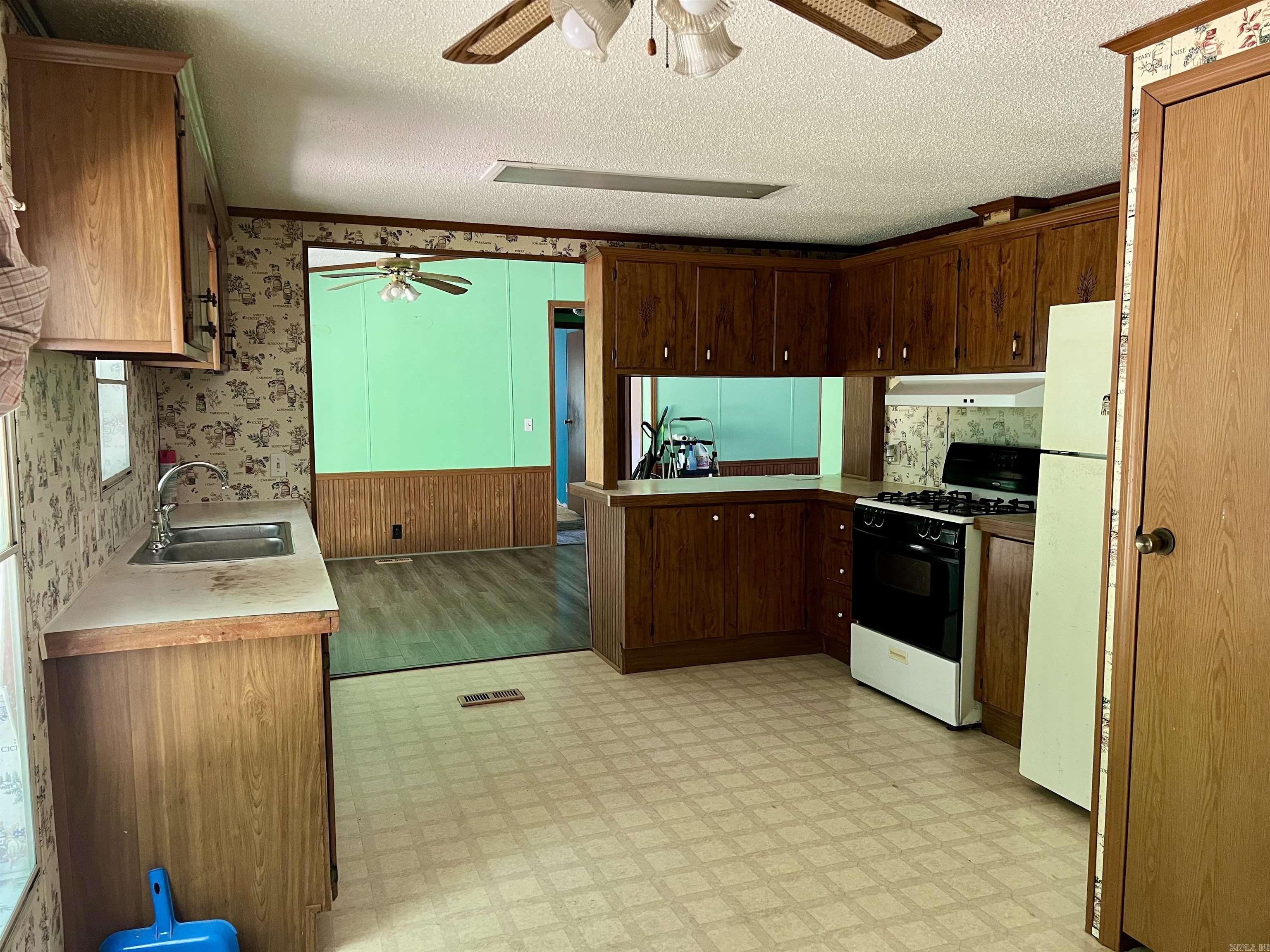 1263  Lost Creek road  Pearcy, AR