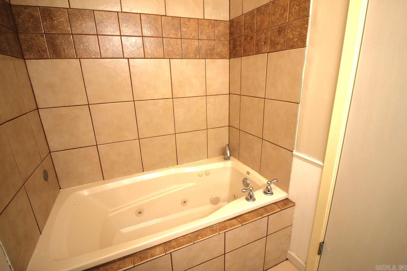 125  Dark Forest  Hot Springs, AR