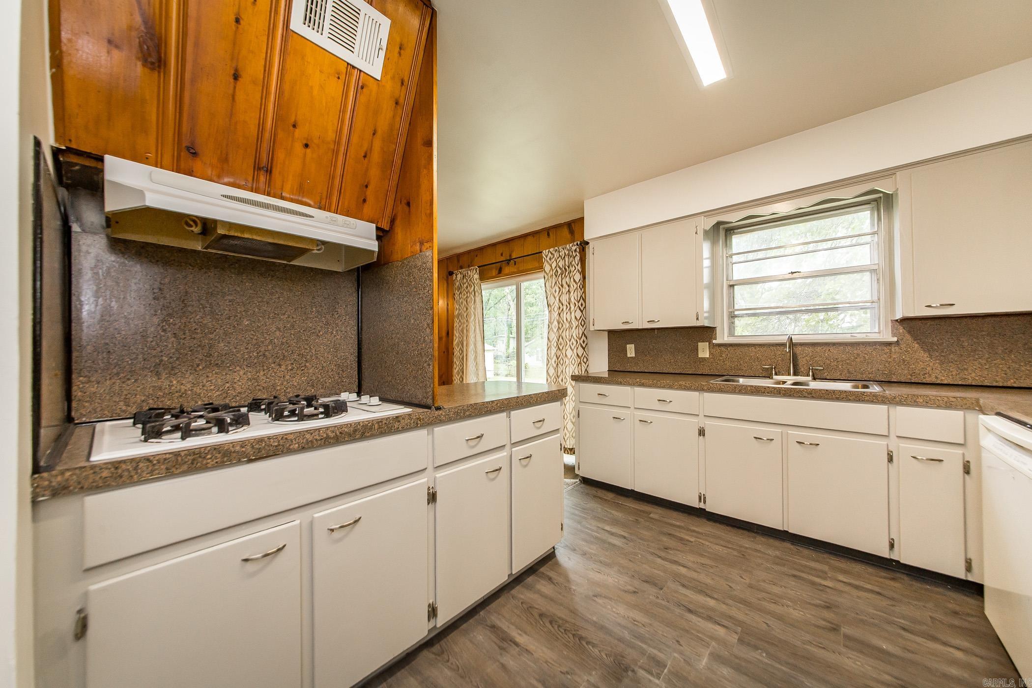 44  Wesley Drive  Sherwood, AR
