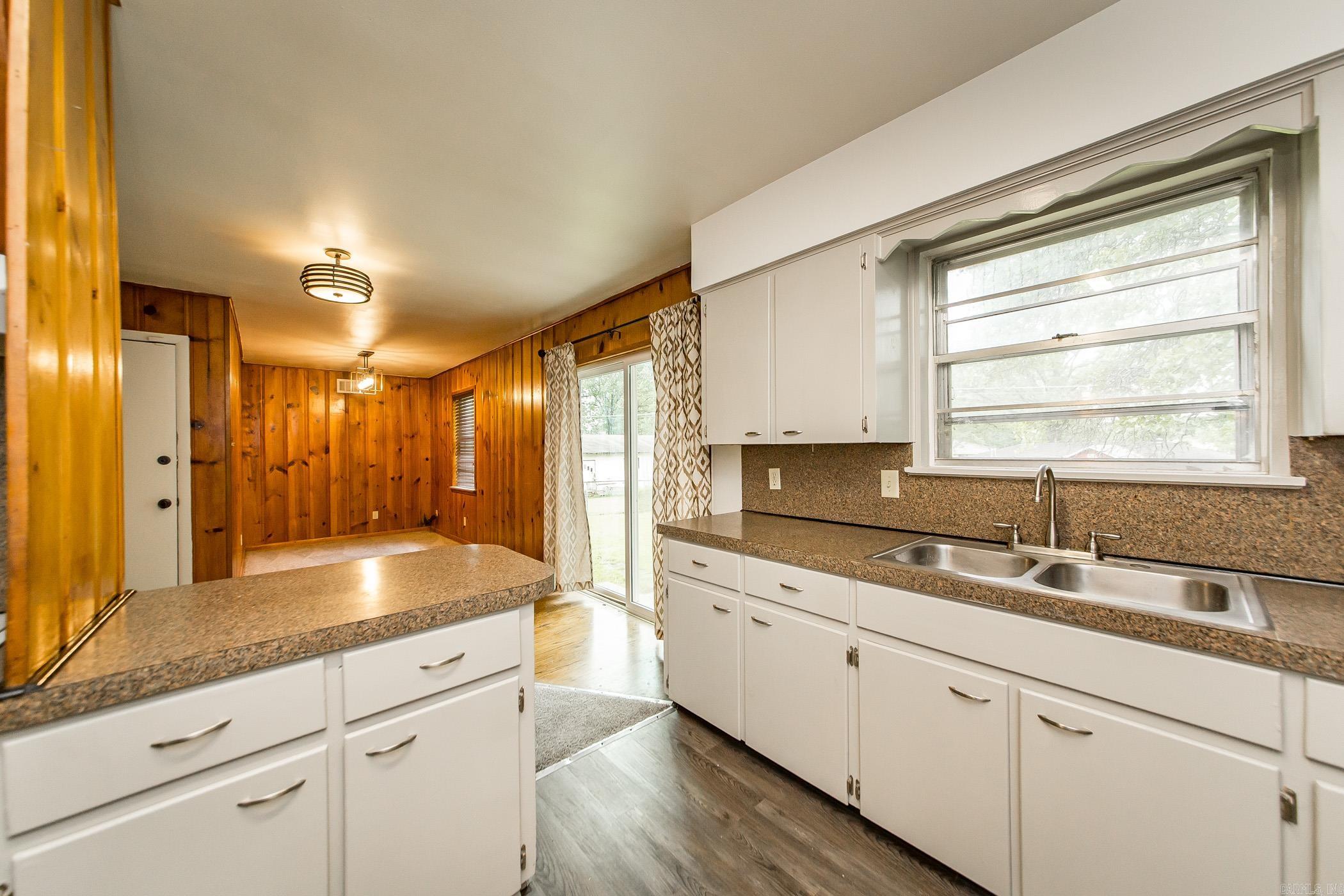44  Wesley Drive  Sherwood, AR