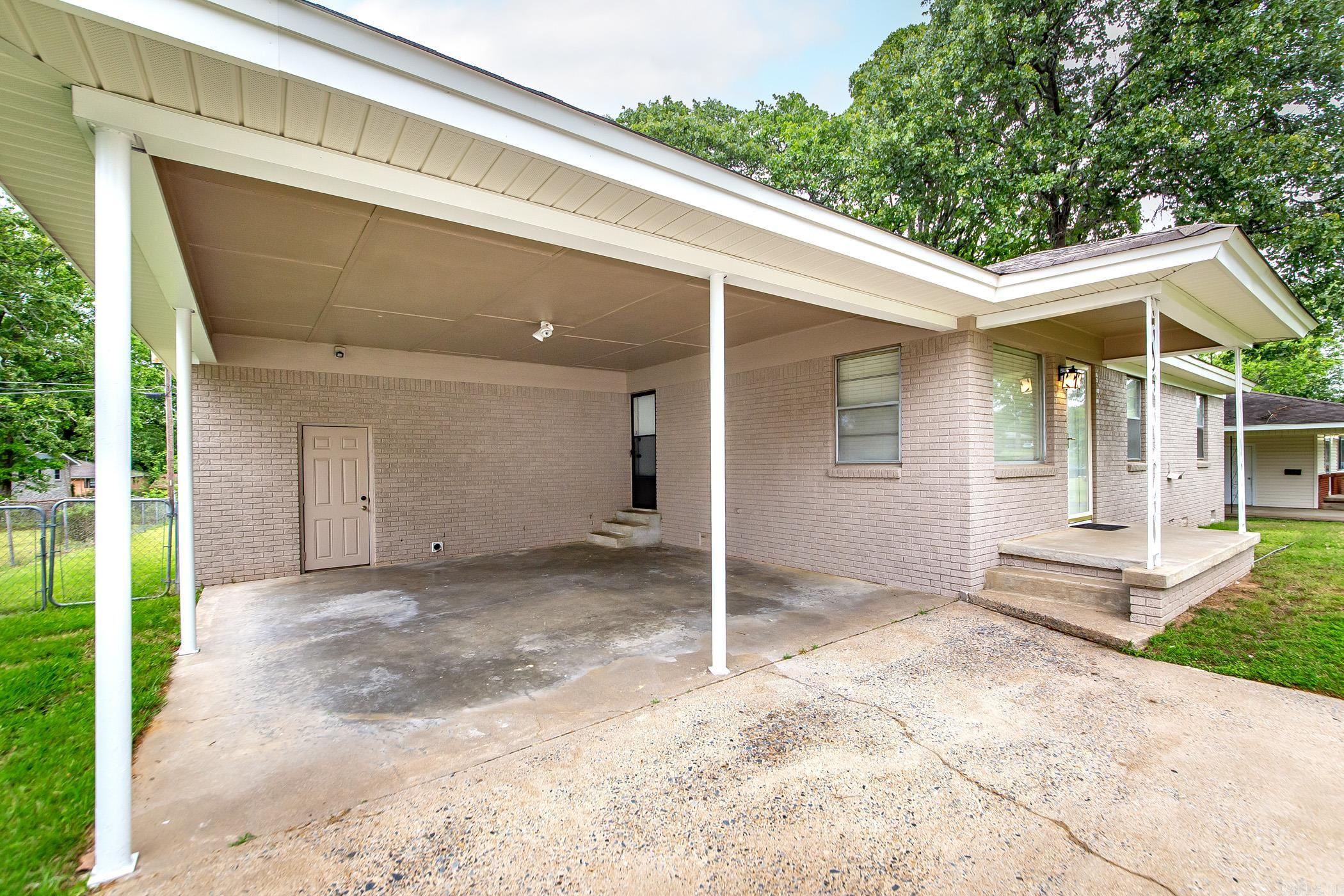 44  Wesley Drive  Sherwood, AR