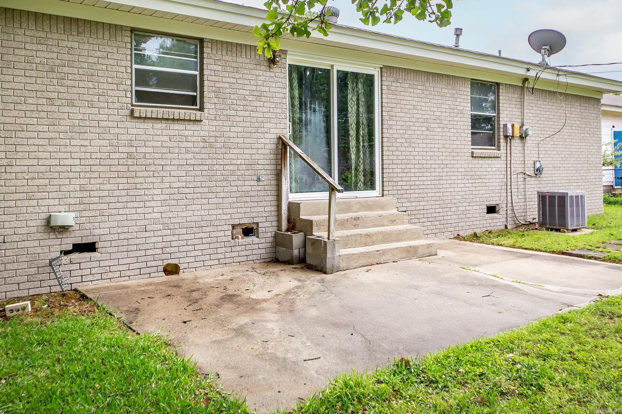 44  Wesley Drive  Sherwood, AR