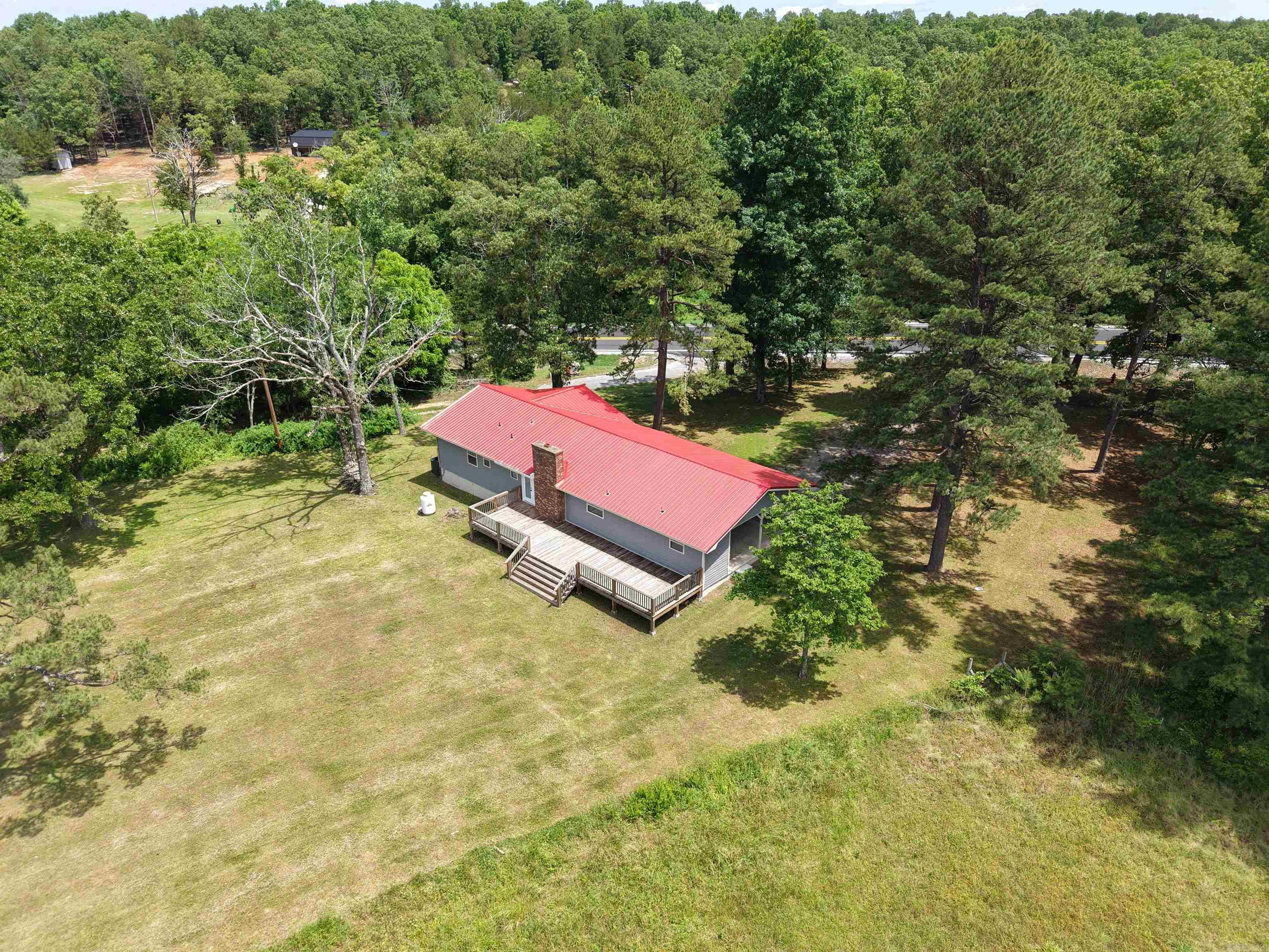 2174  N Main Street  Melbourne, AR
