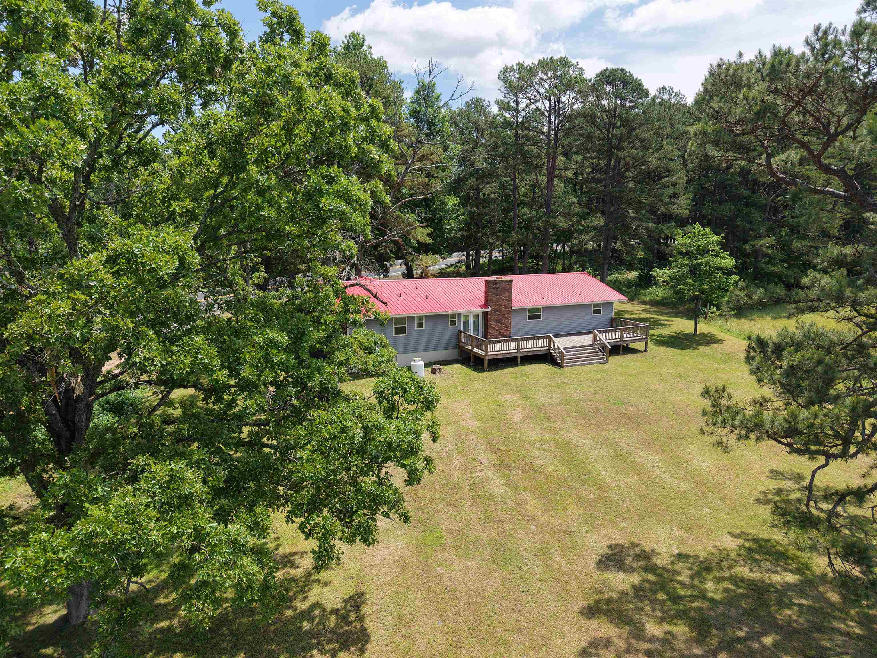 2174 N Main Street Melbourne, AR 72556