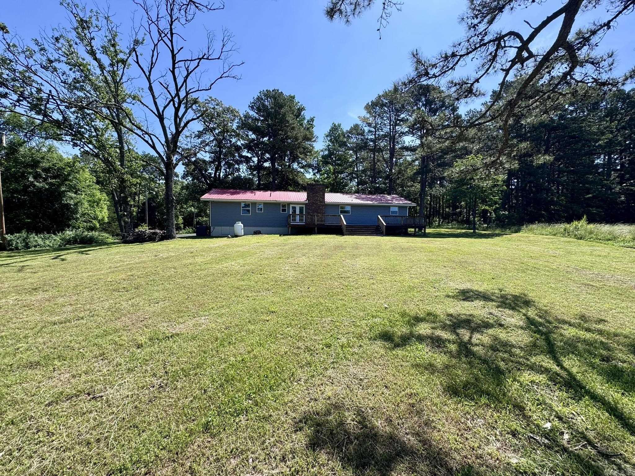 2174  N Main Street  Melbourne, AR