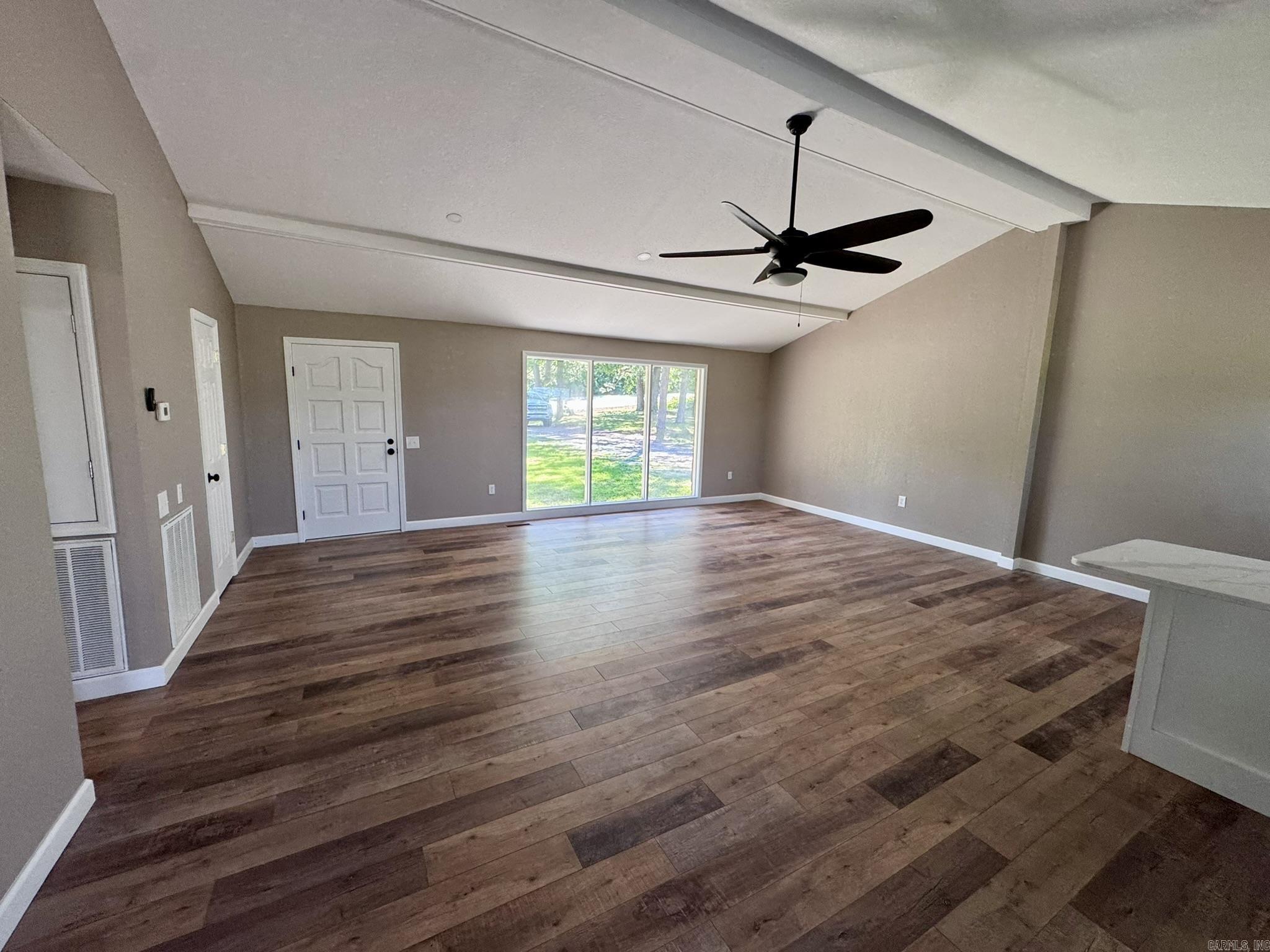 2174  N Main Street  Melbourne, AR