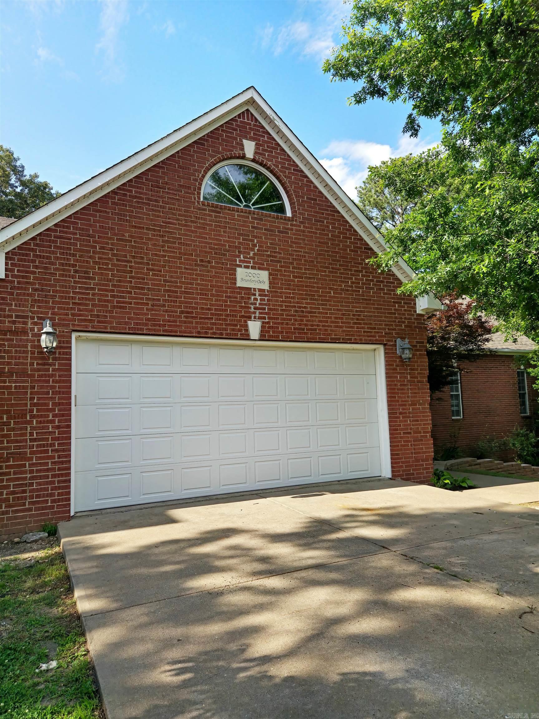 2000  Boundary Oaks  Jonesboro, AR