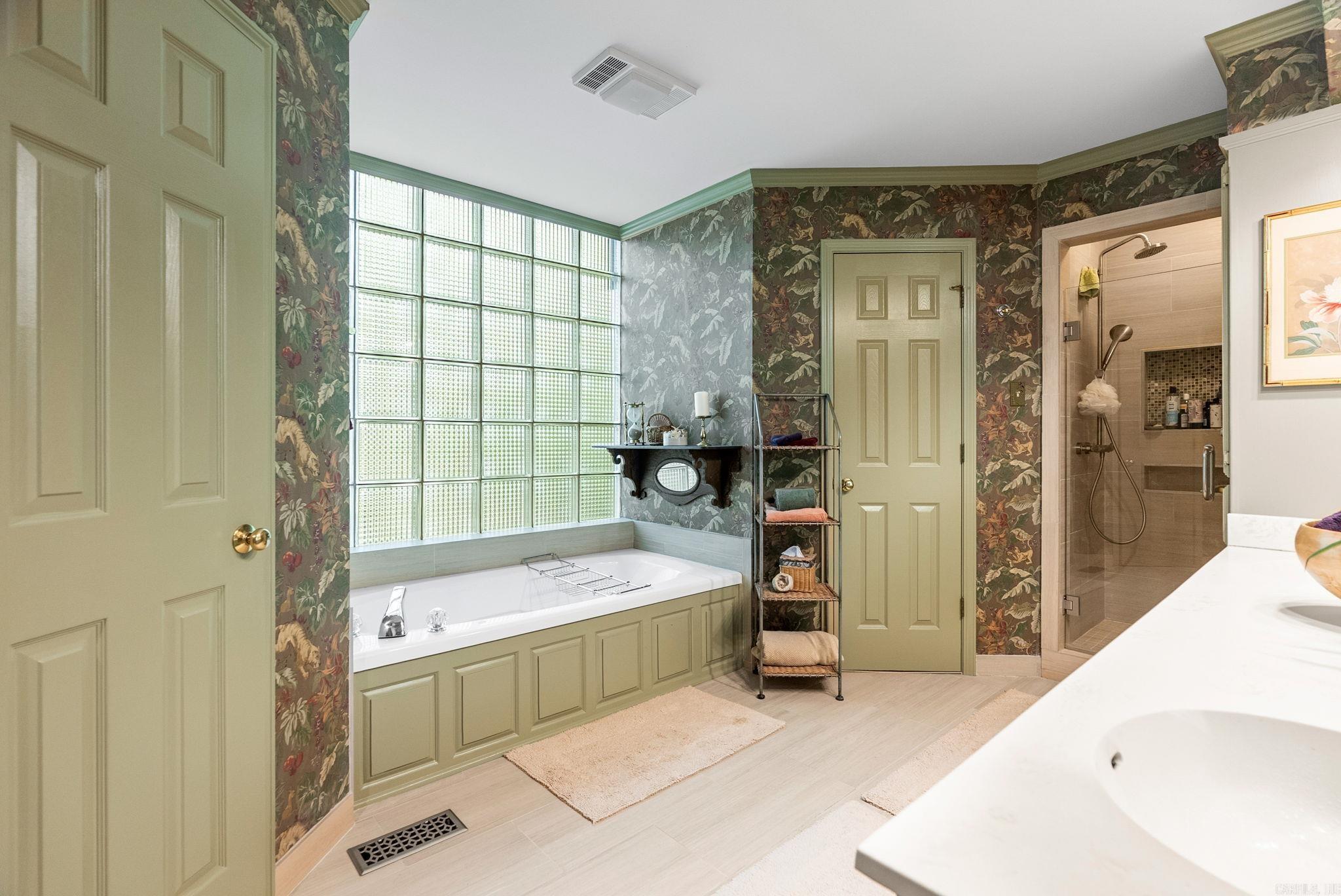 4215  Longtree  Little Rock, AR
